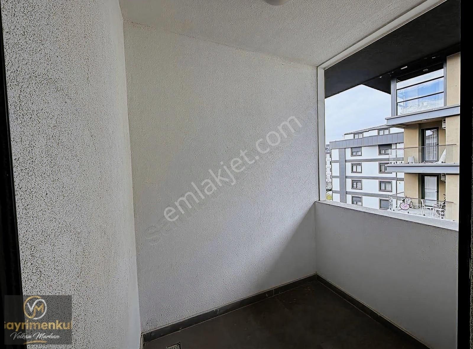 Bahçelievler Mahallesinde 4+2 | Çift Girişli 2 Kapalı Mutfaklı - Görsel 23