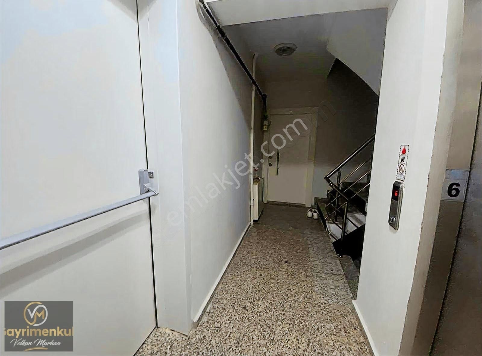 Çengelköy Nazenine Komşu 5+2 Çatı Dubleks 250 M2 - Görsel 7