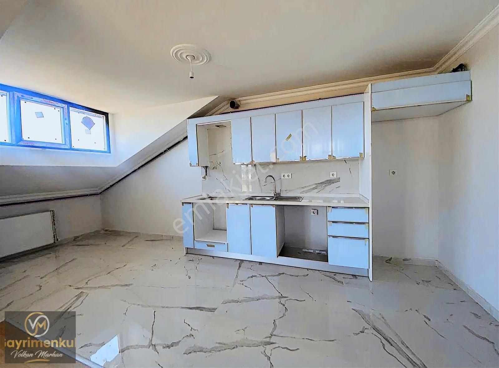 Çengelköy Nazenine Komşu 5+2 Çatı Dubleks 250 M2 - Görsel 27