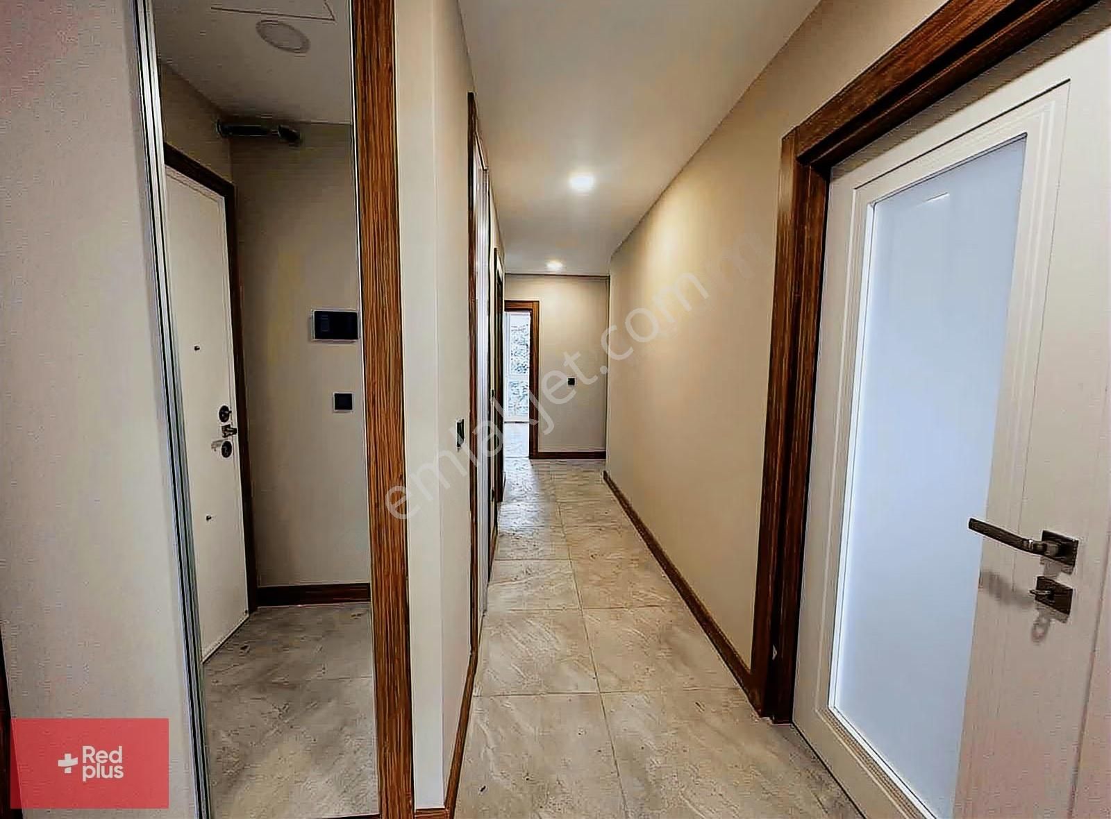 Beylikdüzü Palm Marin Sitesinde Kiralık 3+1 - Görsel 27