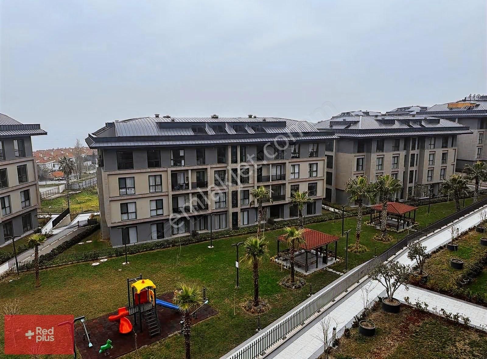 Beylikdüzü Palm Marin Sitesinde Kiralık 3+1 - Görsel 23