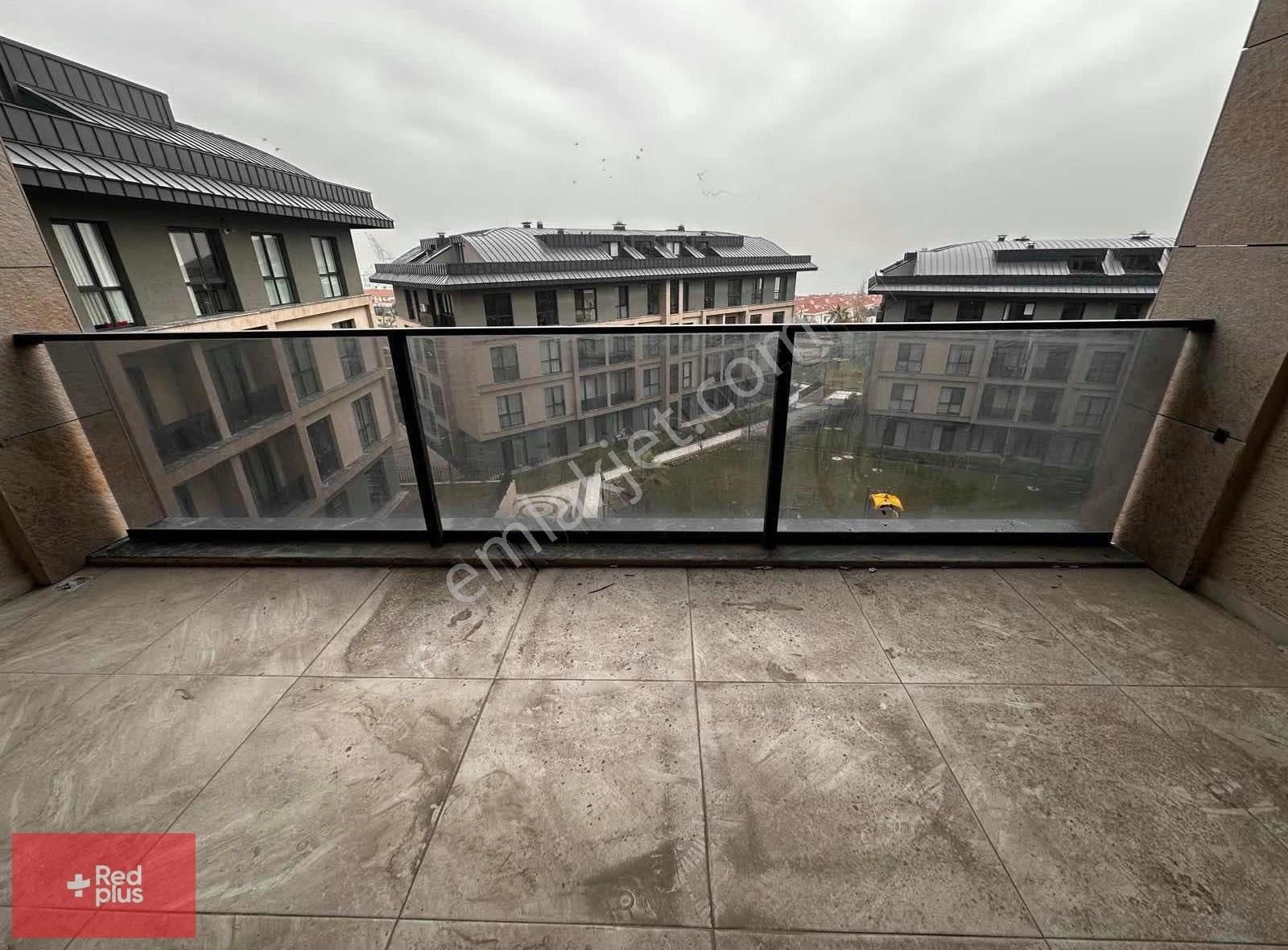 Beylikdüzü Palm Marin Sitesinde Kiralık 3+1 - Görsel 14