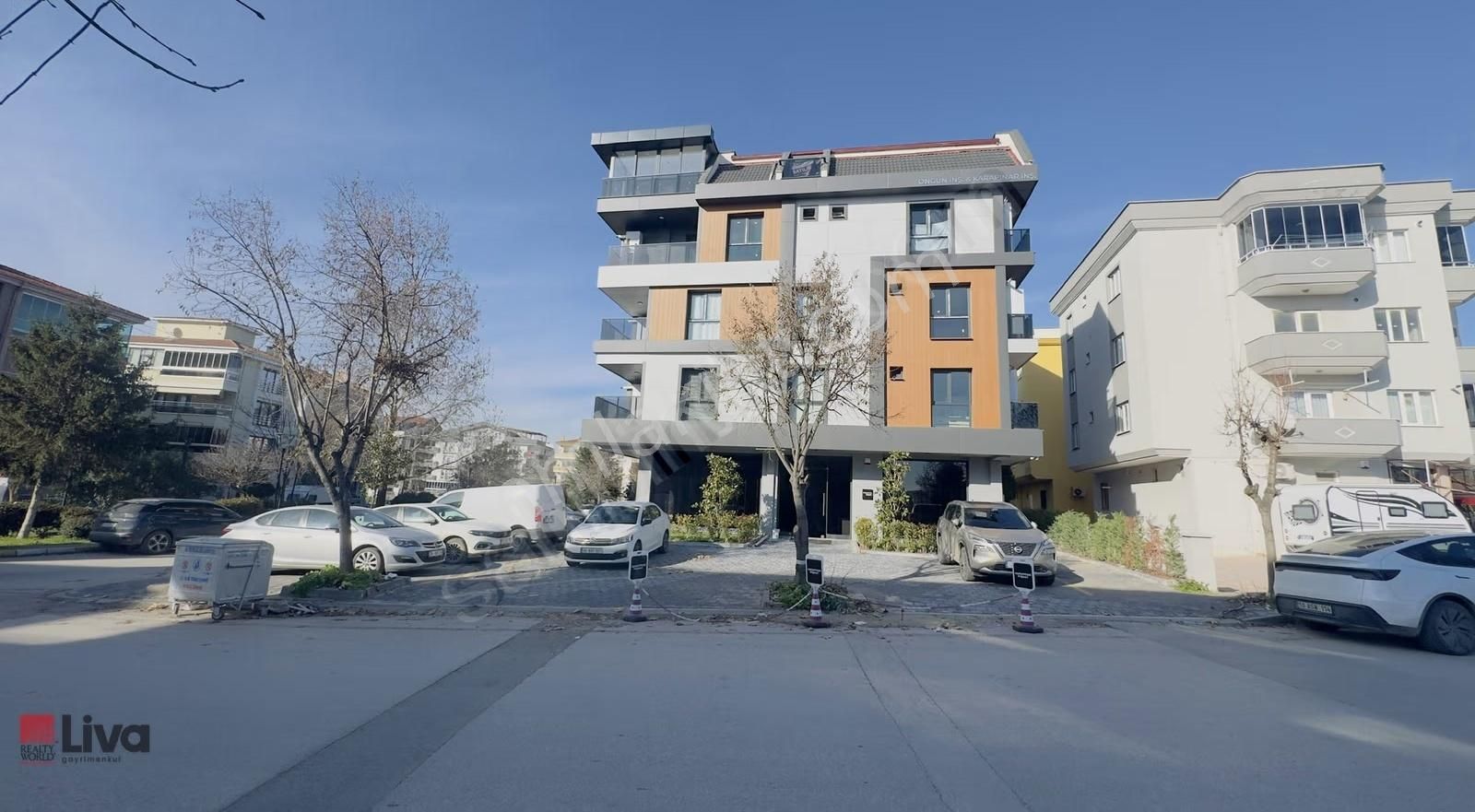 Bahçelievlerde Merkezi Konumda Satılık 3+1 Dubleks Daire - Görsel 12