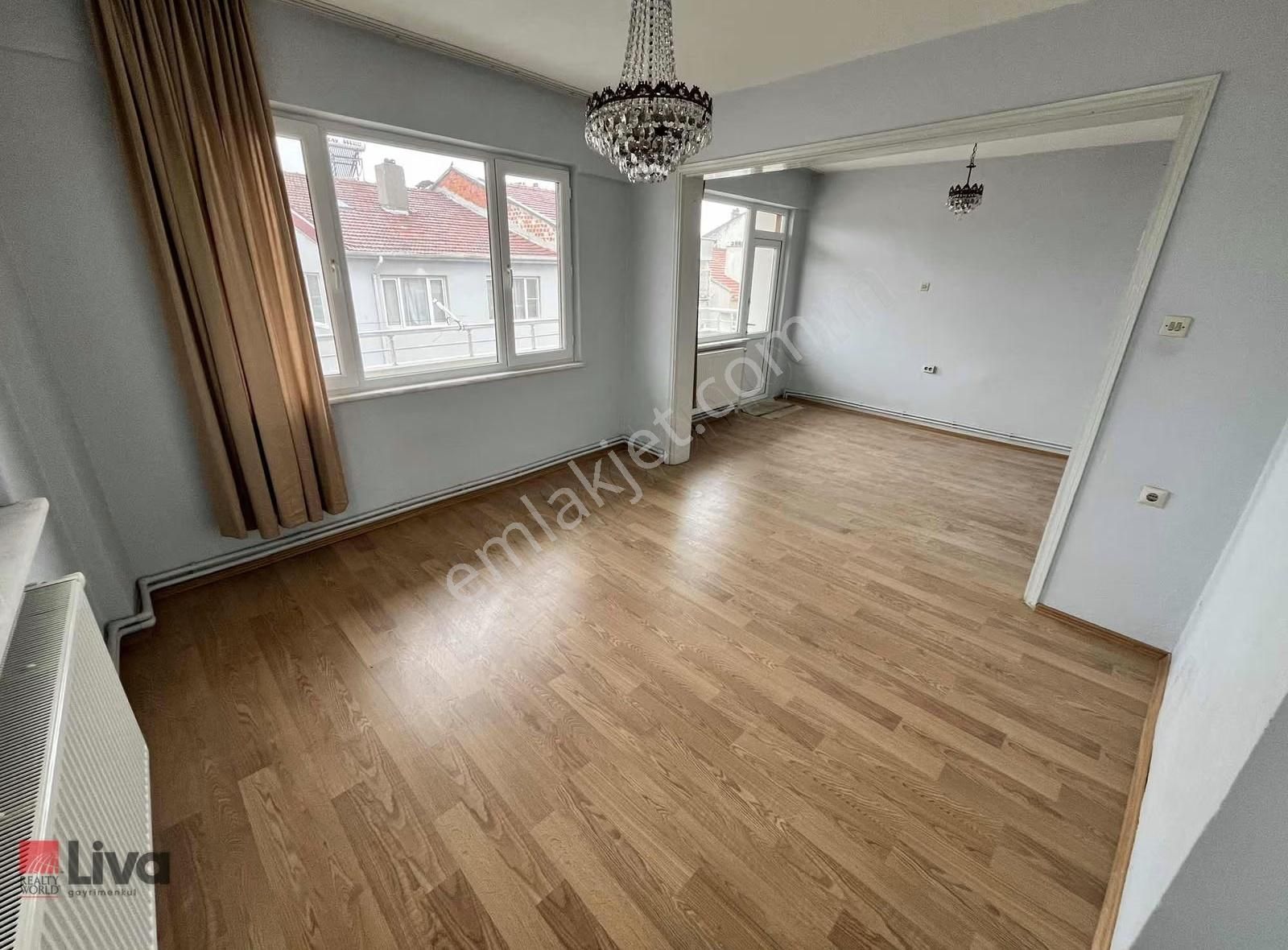 Rw Liva'dan Ali Hikmet Paşa Mahallesinde Kiralık 2+1 Daire - Görsel 7