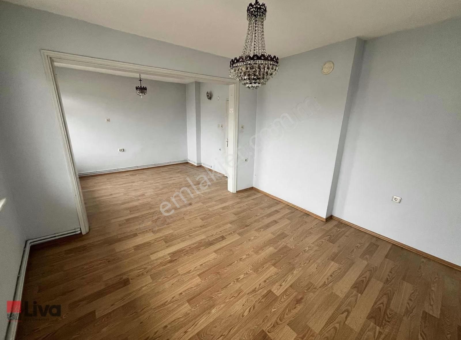 Rw Liva'dan Ali Hikmet Paşa Mahallesinde Kiralık 2+1 Daire - Görsel 6