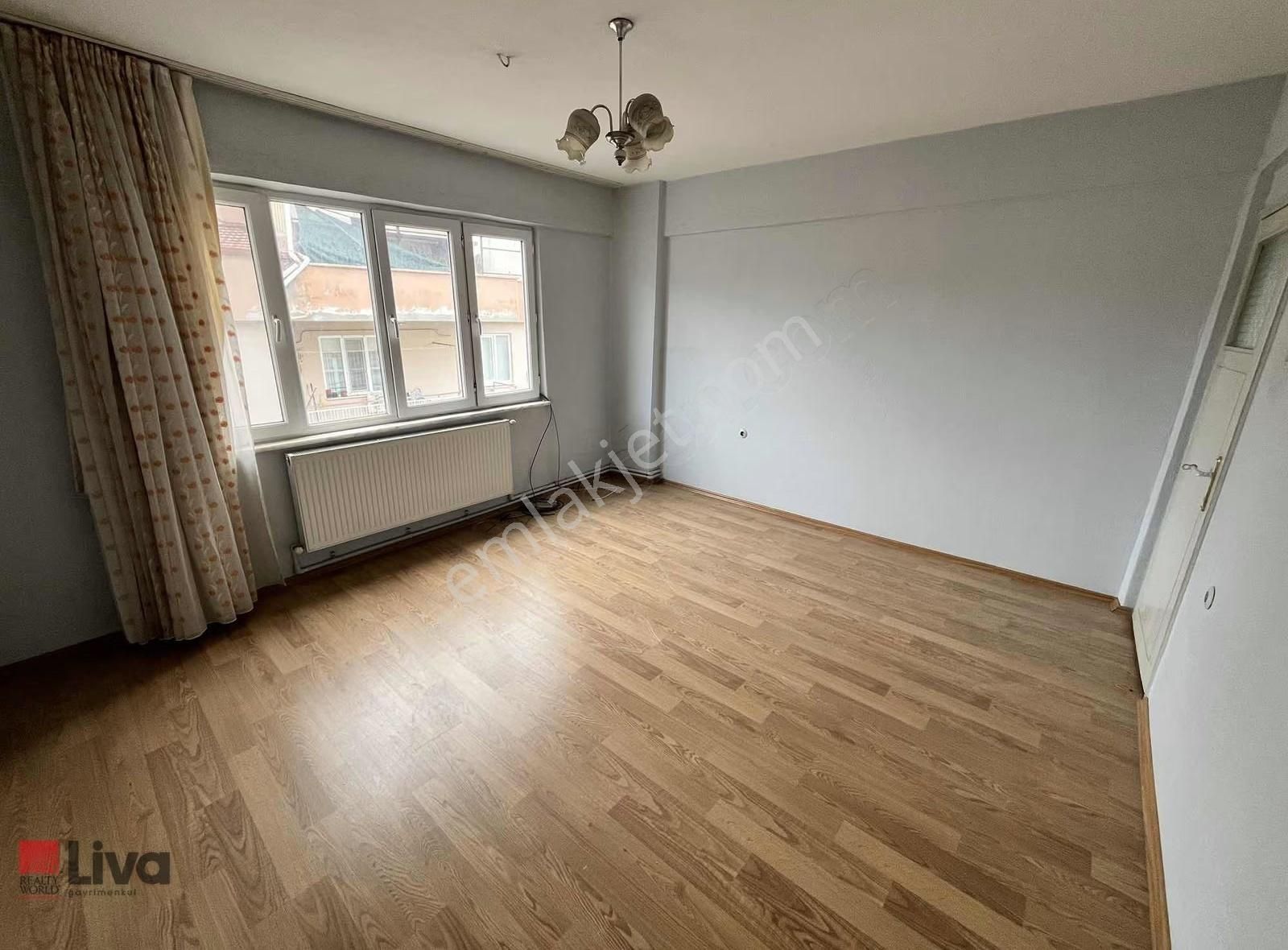 Rw Liva'dan Ali Hikmet Paşa Mahallesinde Kiralık 2+1 Daire - Görsel 2
