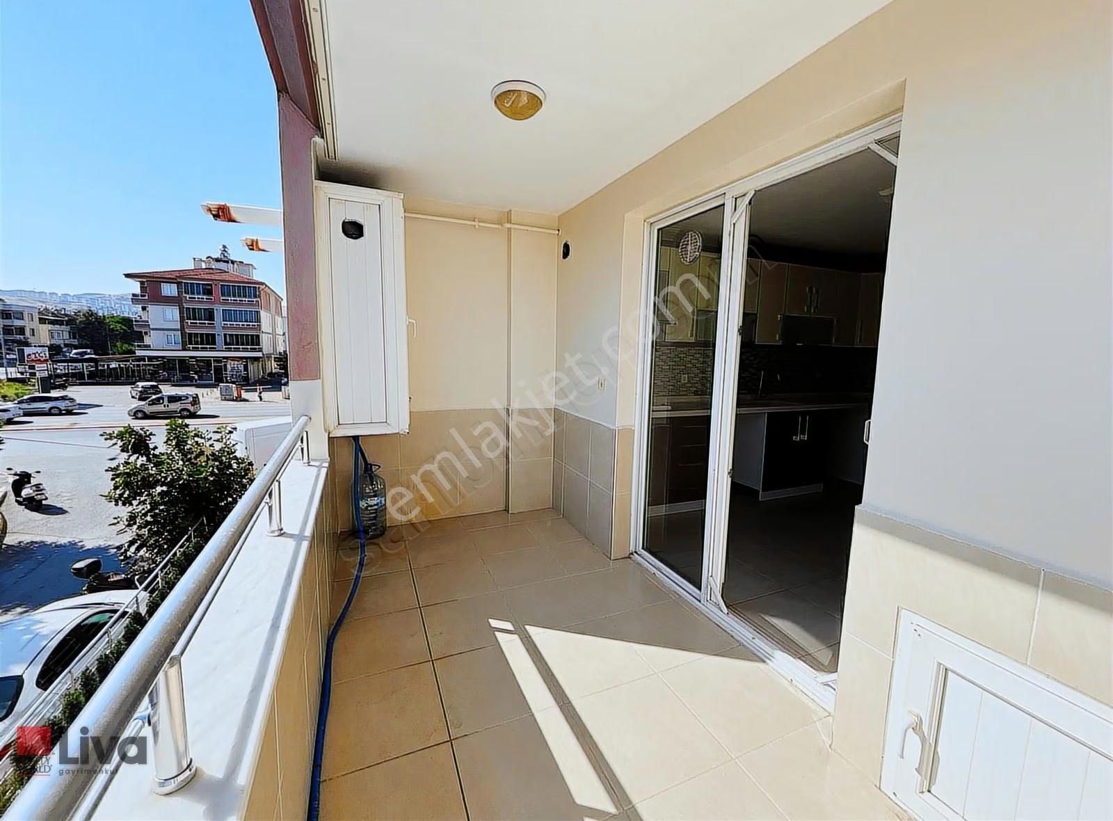 Liva'dan Kiralık Paşaalanında 3+1 Daire - Görsel 3