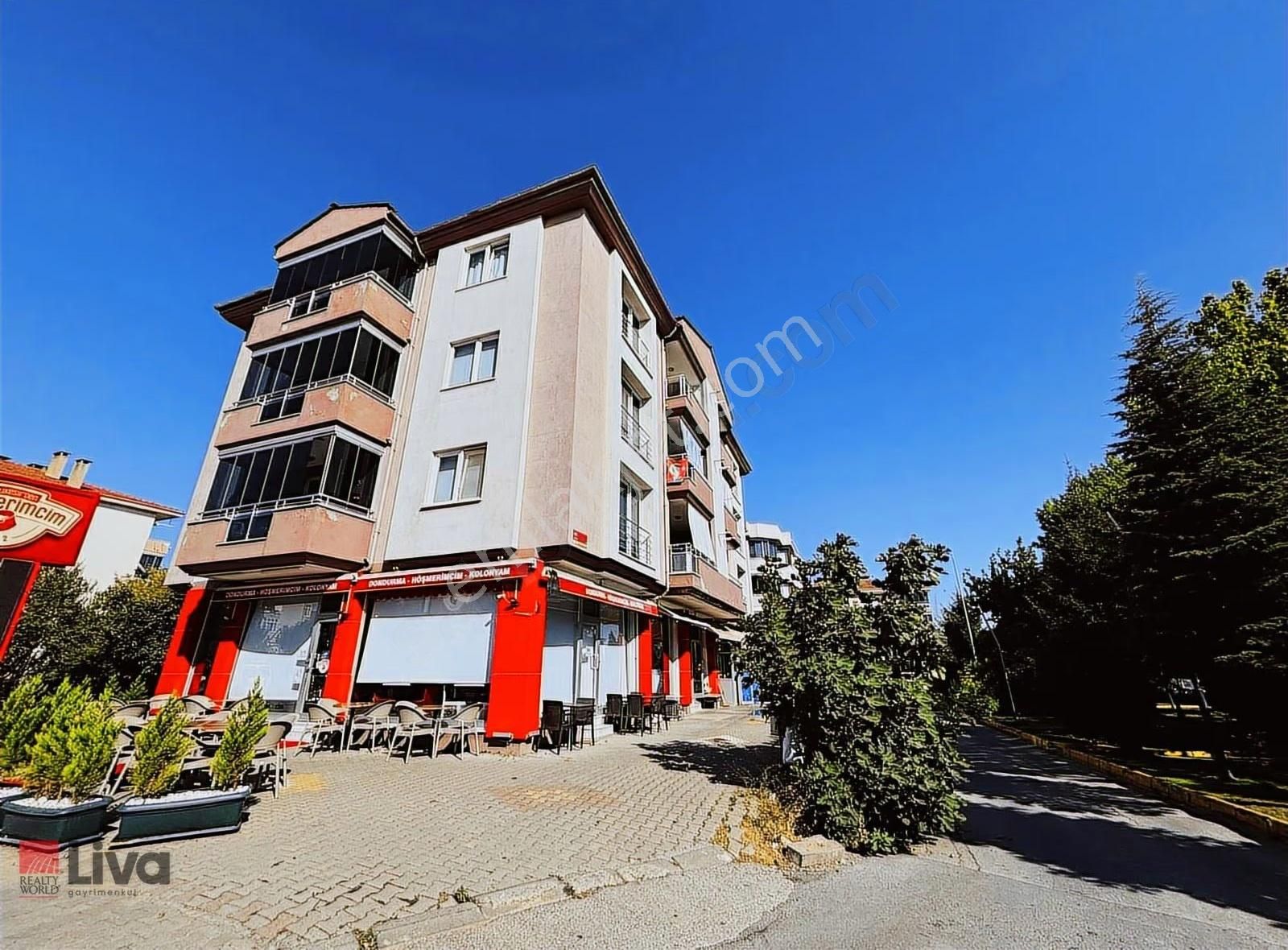 Liva'dan Kiralık Paşaalanında 3+1 Daire - Görsel 12