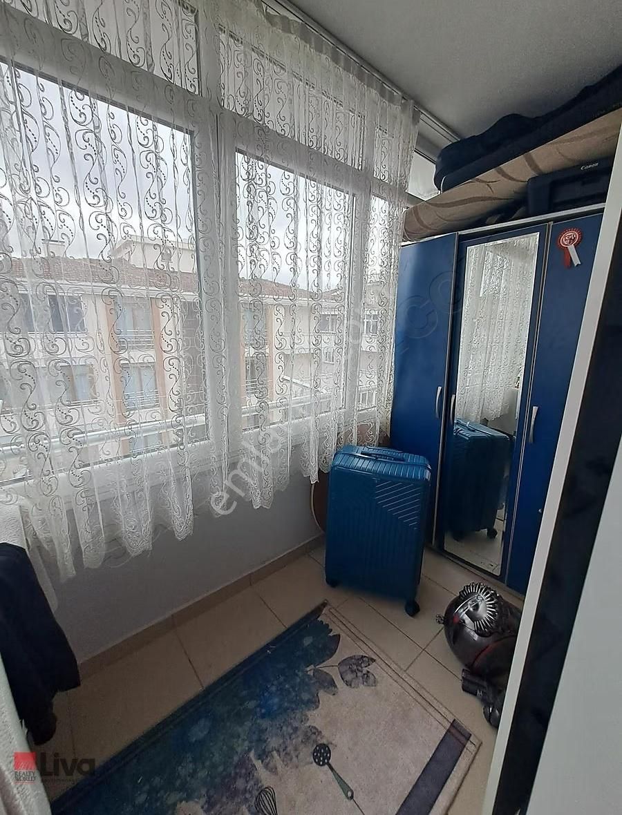 Liva'dan Paşaalanı Mah.satılık Mükemmel Konum Geniş 3+1 Daire - Görsel 10