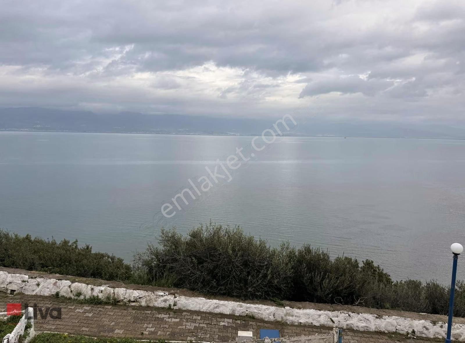 Rw Liva'dan Burhaniye'de Full Deniz Manzaralı 2+1 Villa - Görsel 25