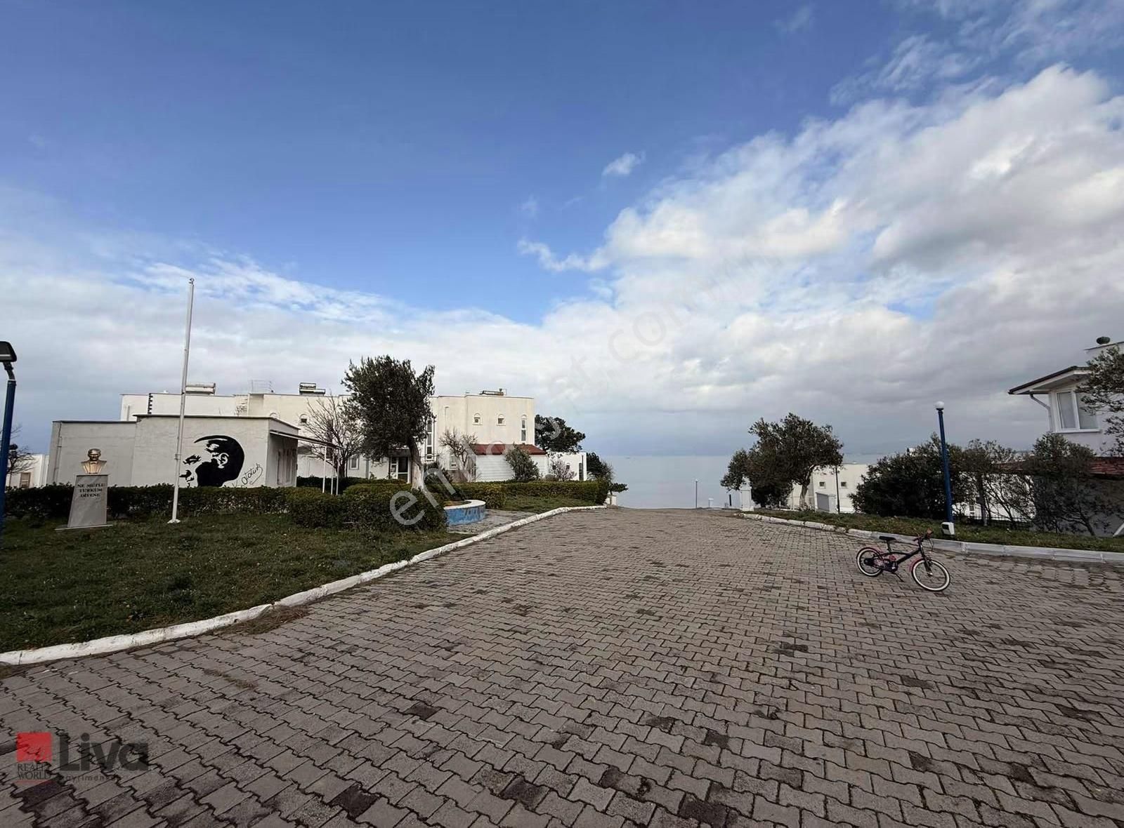 Rw Liva'dan Burhaniye'de Full Deniz Manzaralı 2+1 Villa - Görsel 4