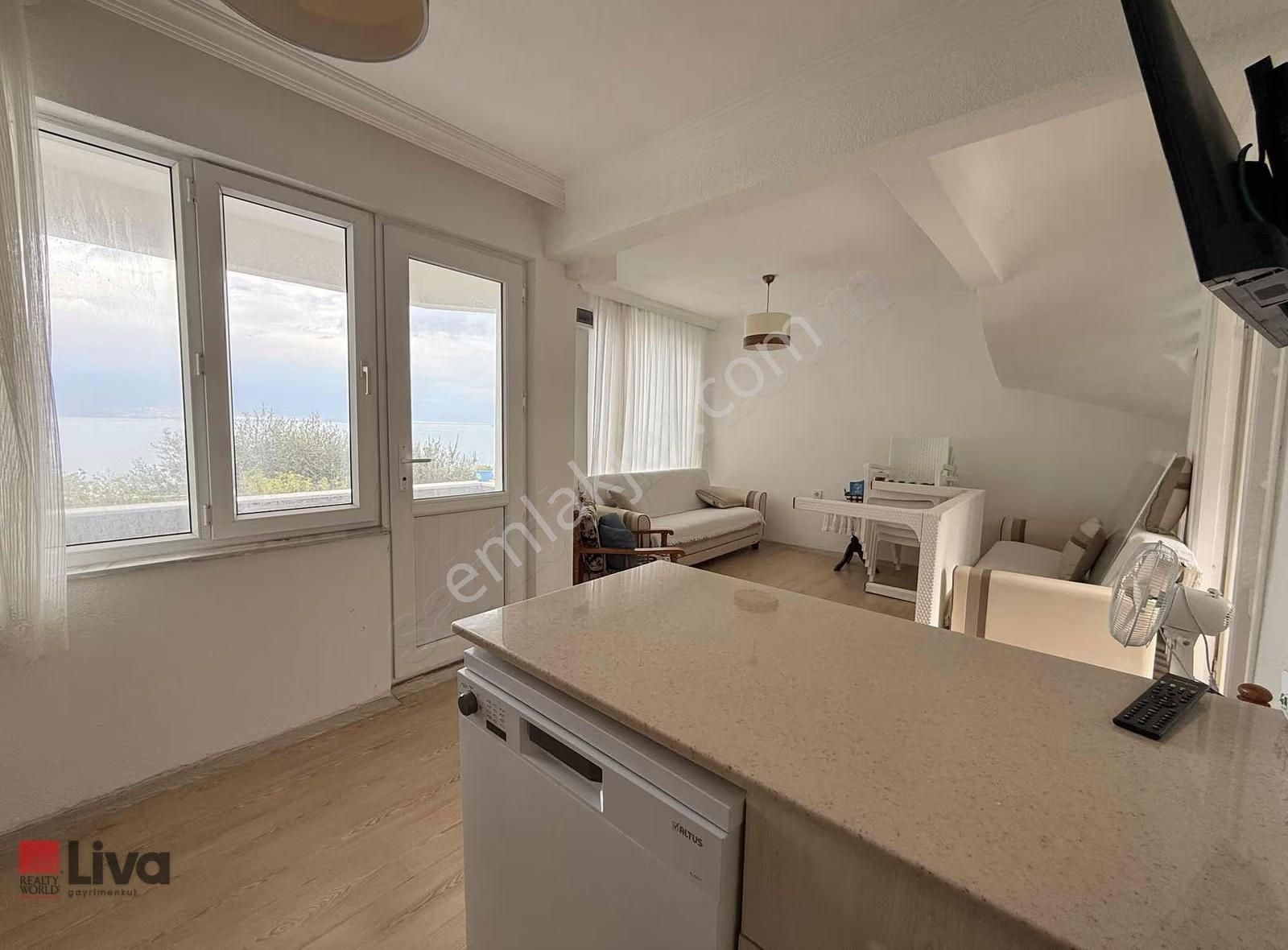 Rw Liva'dan Burhaniye'de Full Deniz Manzaralı 2+1 Villa - Görsel 26