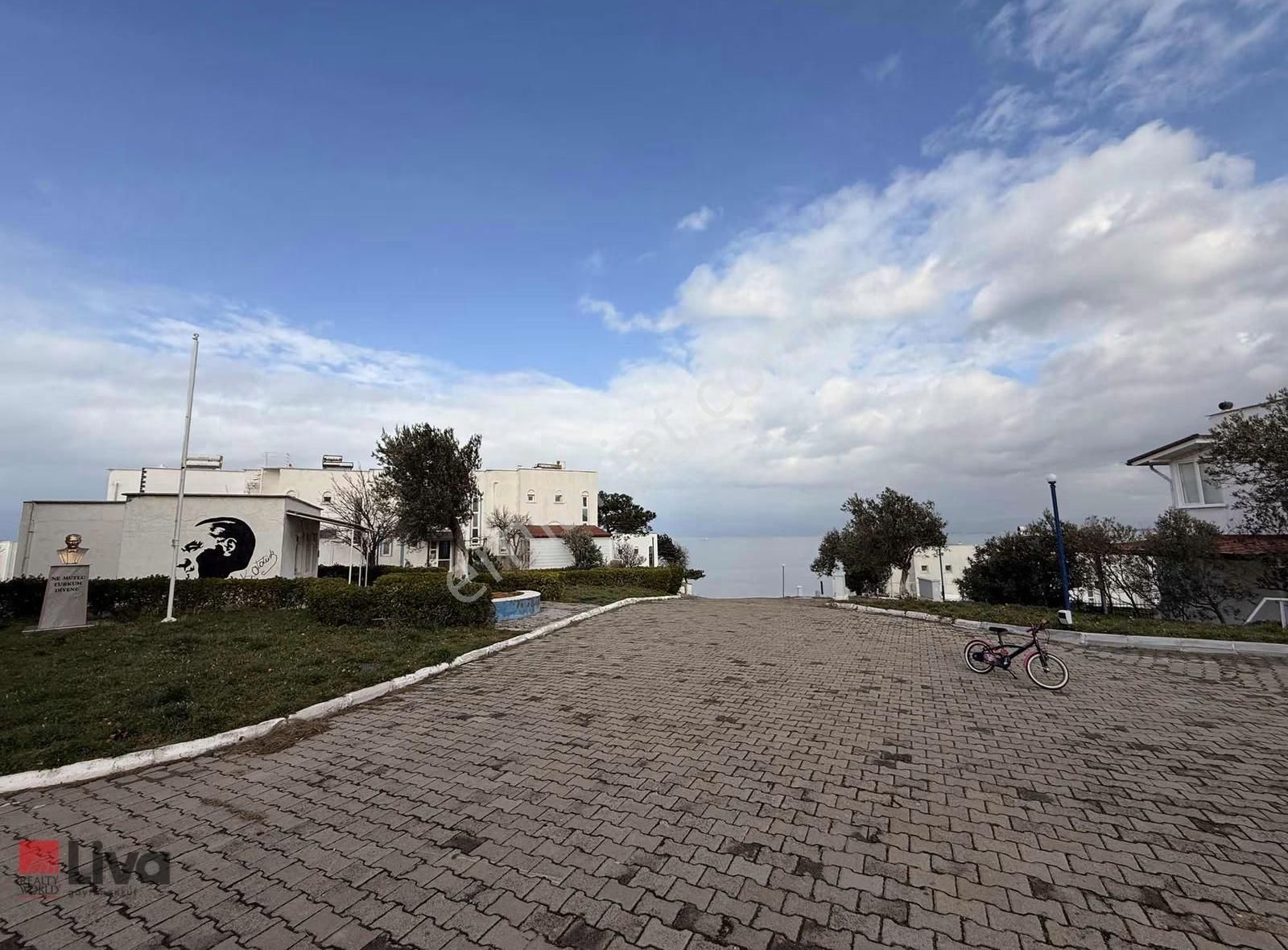 Rw Liva'dan Burhaniye'de Full Deniz Manzaralı 2+1 Villa - Görsel 9