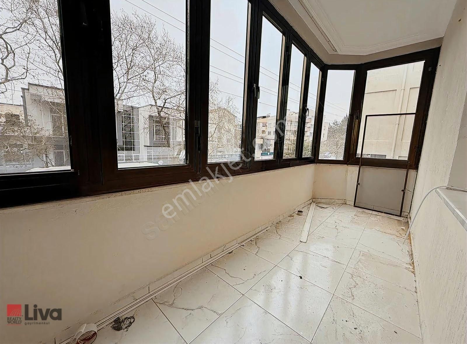 Rw Liva'dan Atatürk Mah. 3+1 Kiralık Geniş Ve Yenilenmiş Daire - Görsel 21