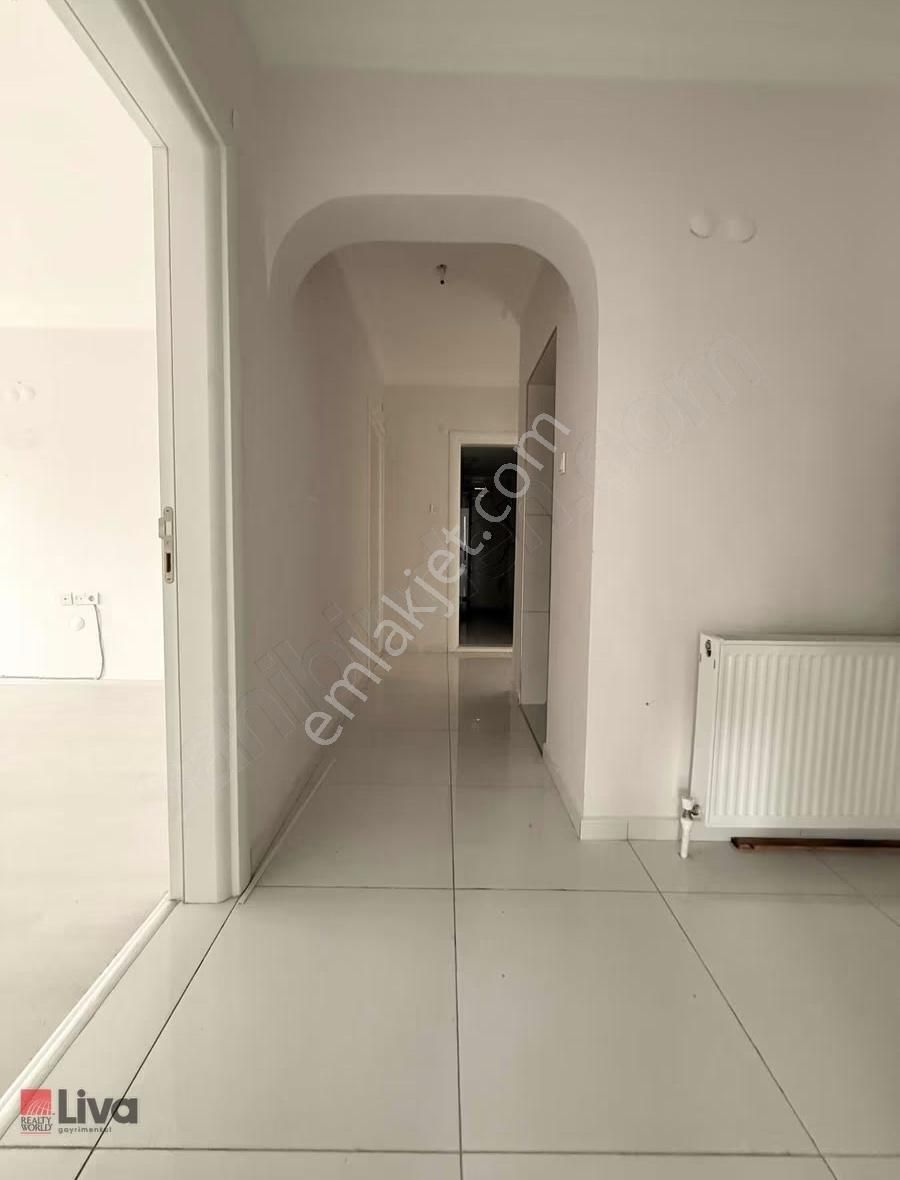 Rw Liva'dan Atatürk Mah. 3+1 Kiralık Geniş Ve Yenilenmiş Daire - Görsel 2