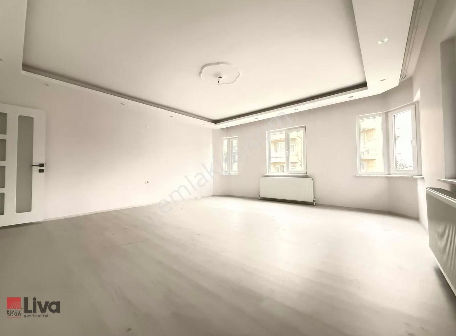 Rw Liva'dan Atatürk Mah. 3+1 Kiralık Geniş Ve Yenilenmiş Daire - Görsel 23