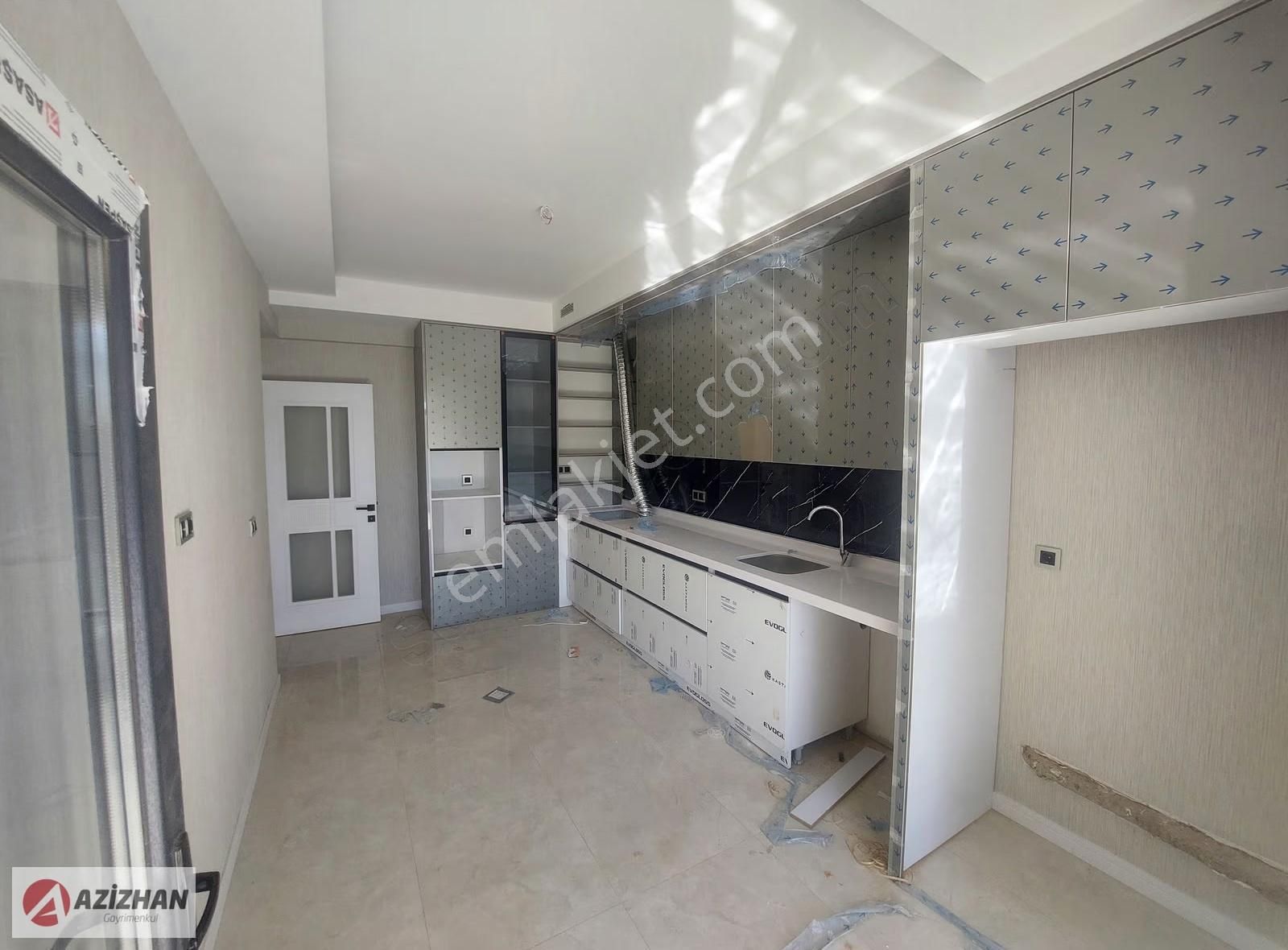 Azizhan'dan Genç Osman Caddesinde Satılık 3+1 Lüx Daire