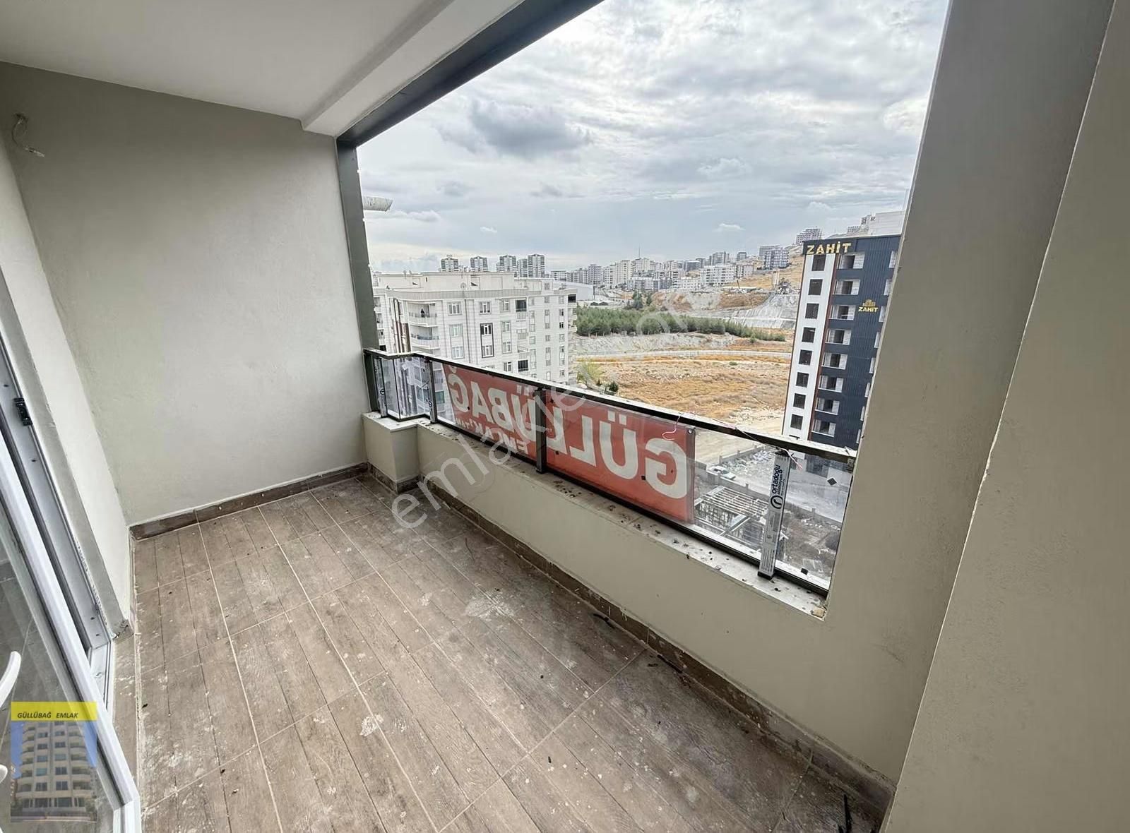 Fuar Arkası Cadde Üstü Kiralık Sıfır 2+1 - Görsel 7