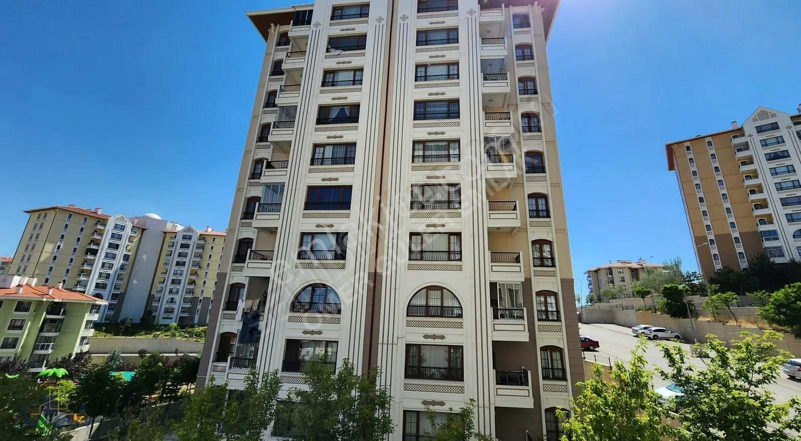 Güler^den Migros Dibi 3,5+1 3. Katta 170m² 6.000tl Taksitle Dair - Görsel 19