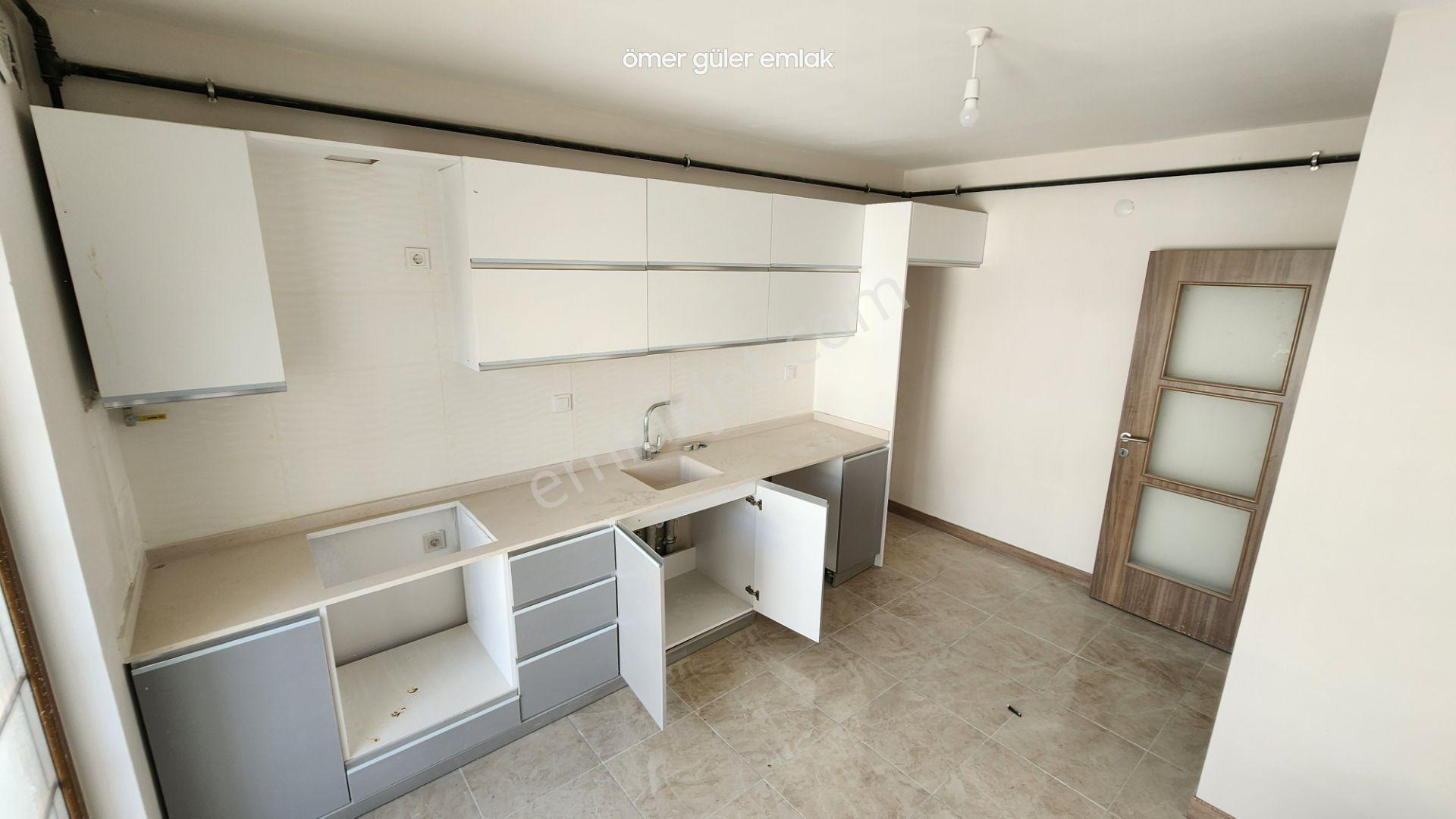 Güler^den Yakacık Tokide 2.kat Ön Cephe 3+1 130m2 5.700tl Taksit - Görsel 7