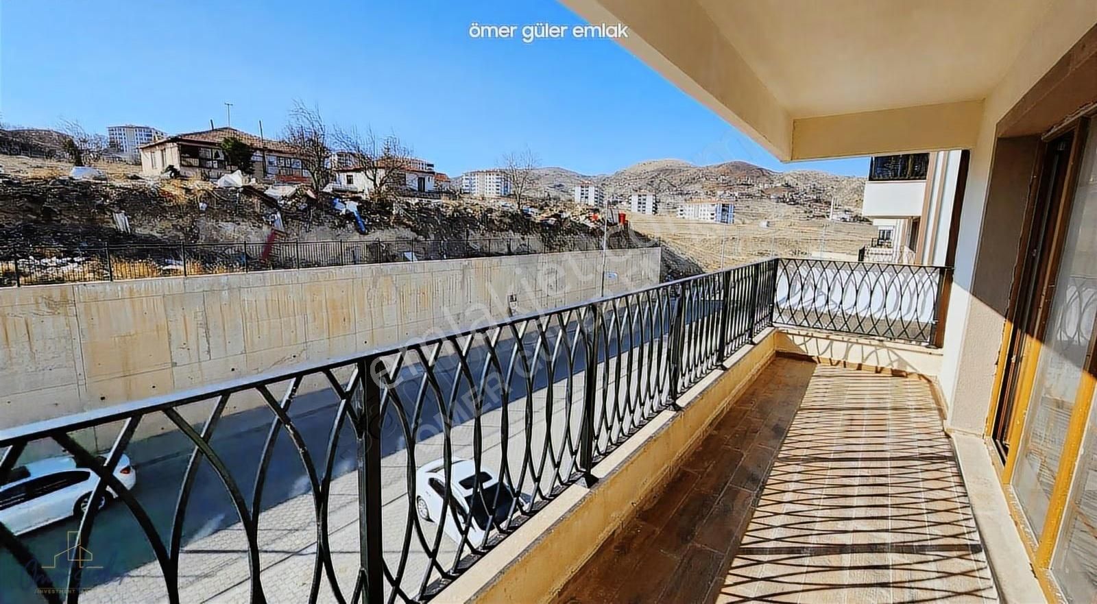 Güler^den Yakacık Tokide 2.kat Ön Cephe 3+1 130m2 5.700tl Taksit - Görsel 5