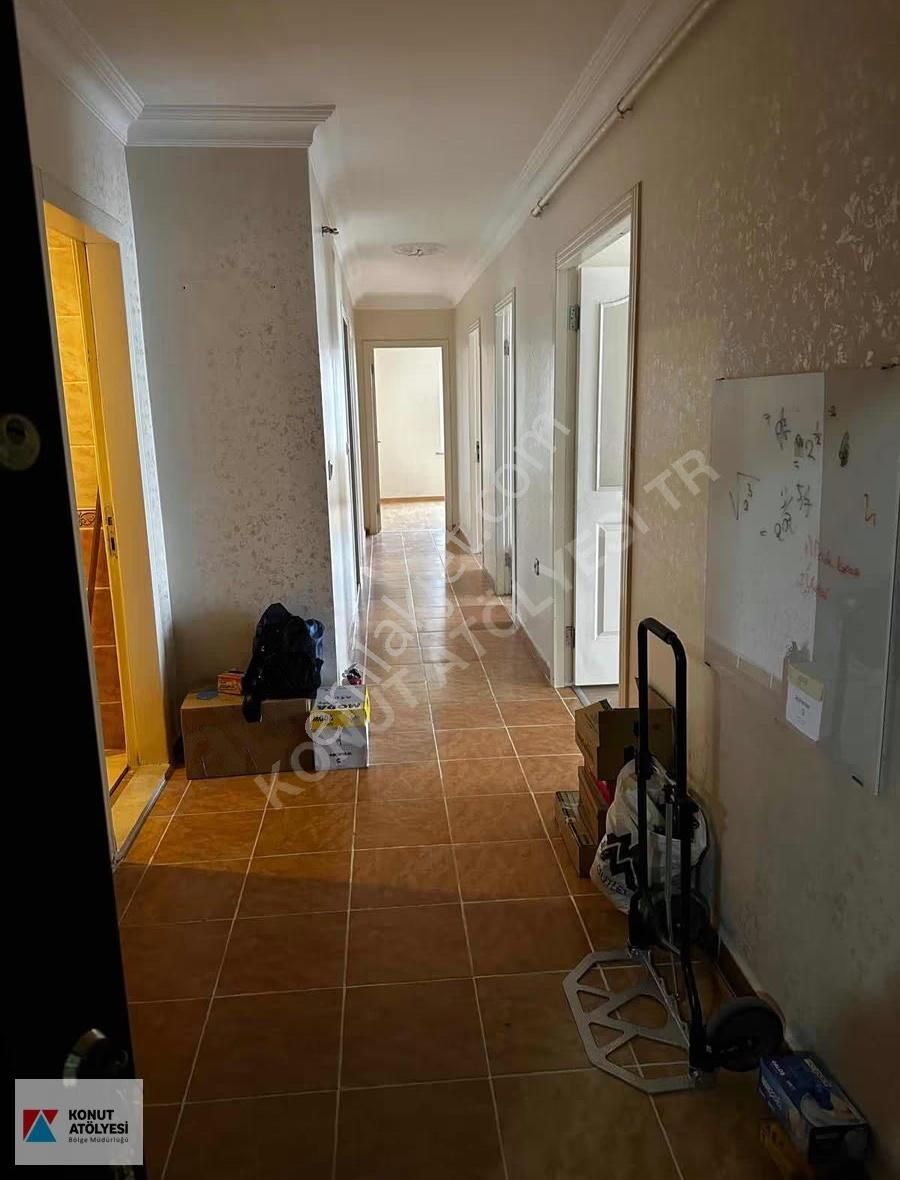 Aile Sitesinde 3+1 Ebeveyn Banyolu Geniş Daire - Görsel 7