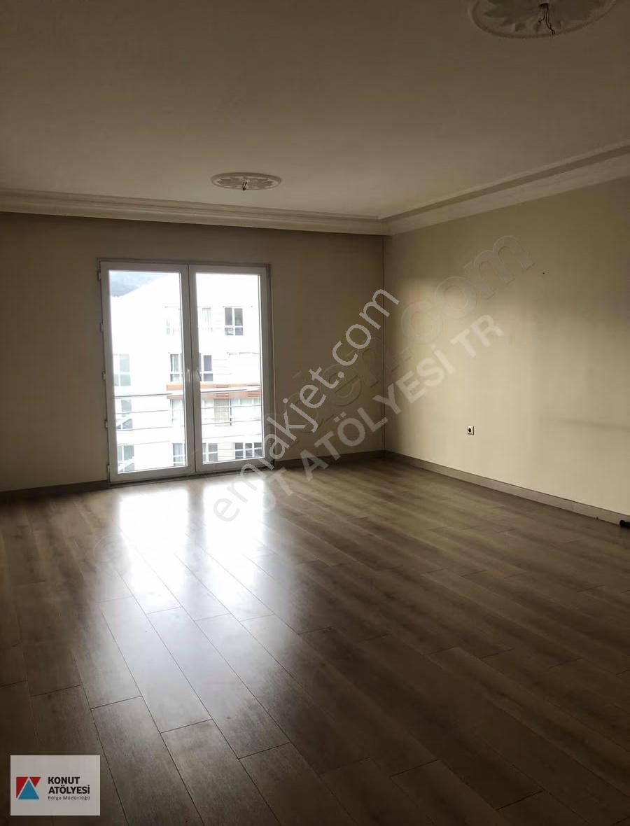 Aile Sitesinde 3+1 Ebeveyn Banyolu Geniş Daire - Görsel 26