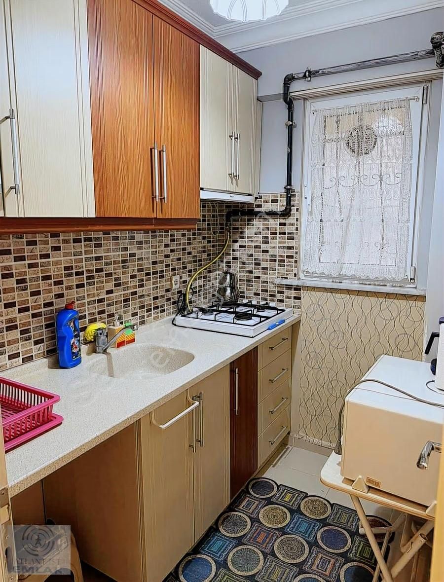 Kayışdağı'nda Metroya Ve Çarşıya Yakın Yüksek Giriş 1+1 Eşyalı - Görsel 11