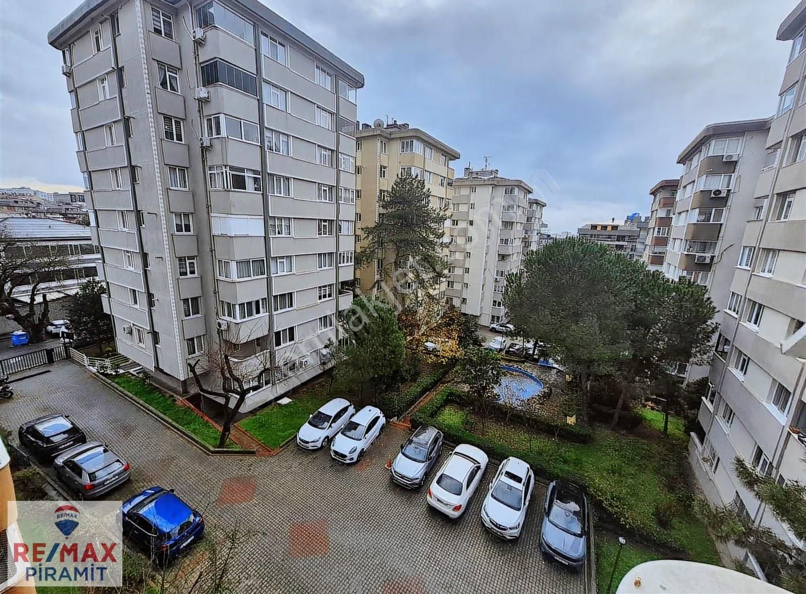 Acıbadem' İn Gözde Sitesi Yeniköyde Ferah Ve Aydınlık 3+1 - Görsel 14