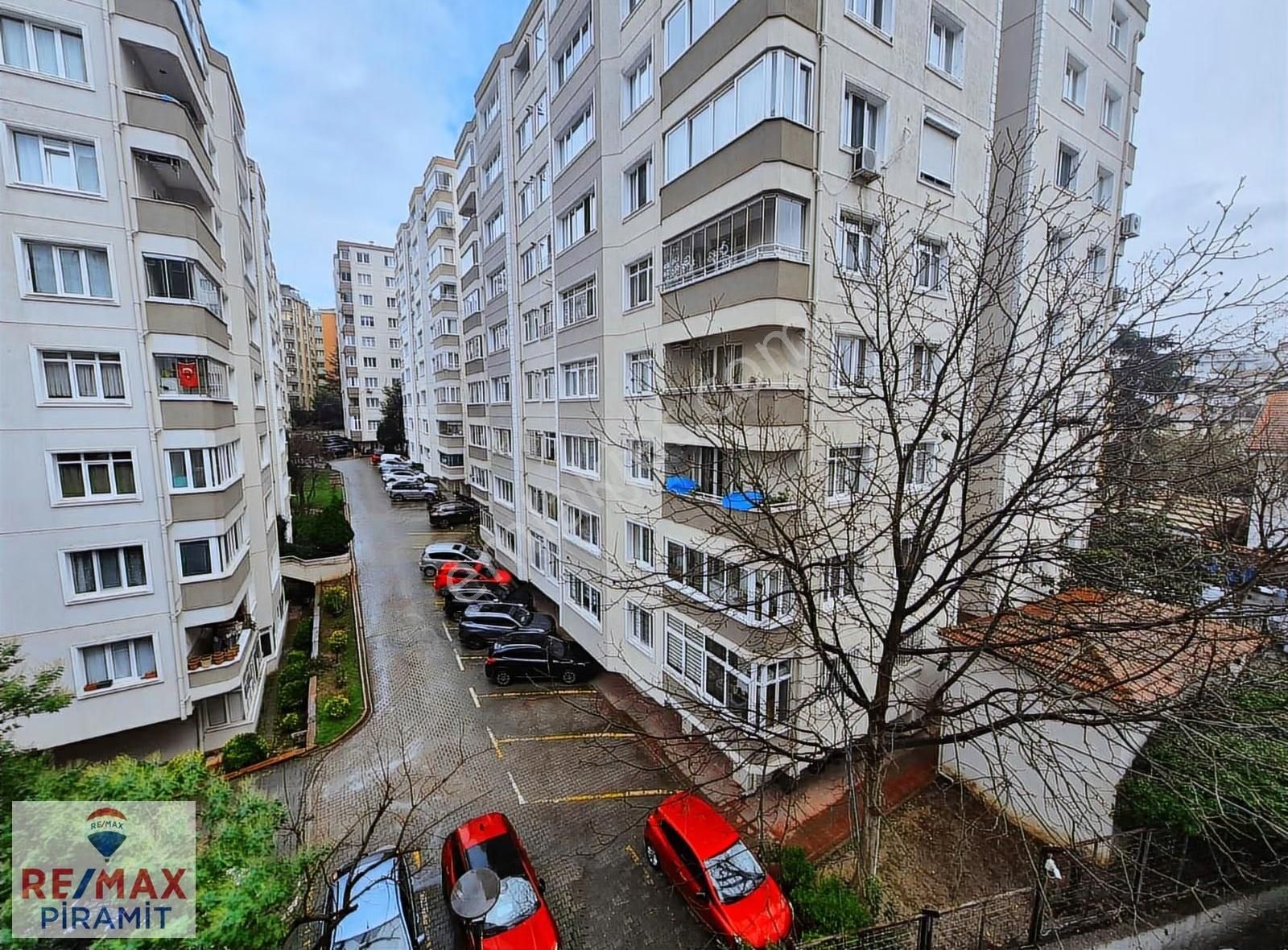 Acıbadem' İn Gözde Sitesi Yeniköyde Ferah Ve Aydınlık 3+1 - Görsel 21