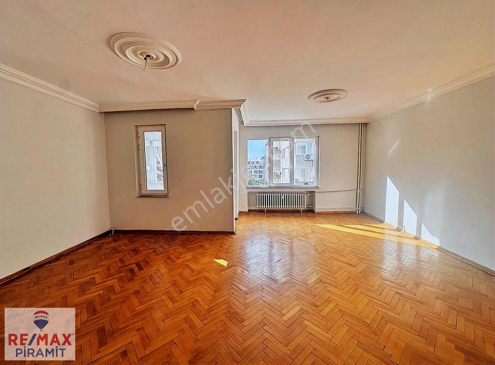 Acıbadem' İn Gözde Sitesi Yeniköyde Ferah Ve Aydınlık 3+1 - Görsel 19