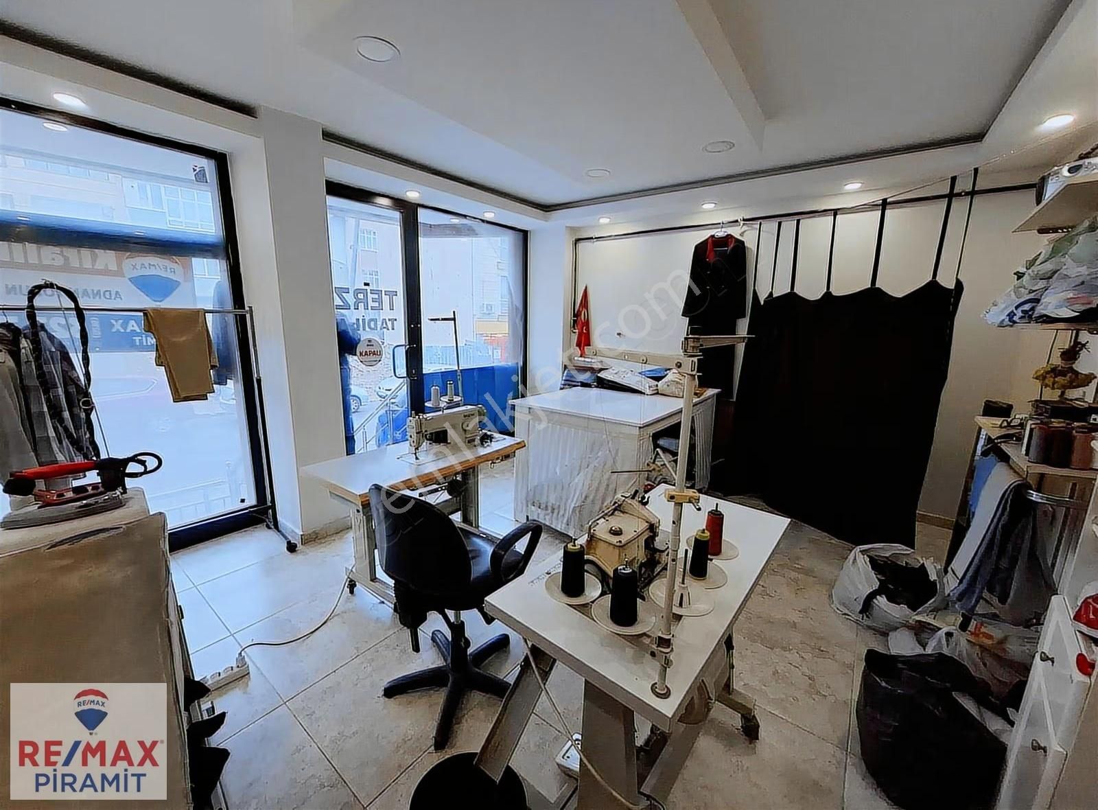 Üsküdar Ünalan İsmetpaşa Caddesınde 27 M² Kiralık Dükkan - Görsel 3