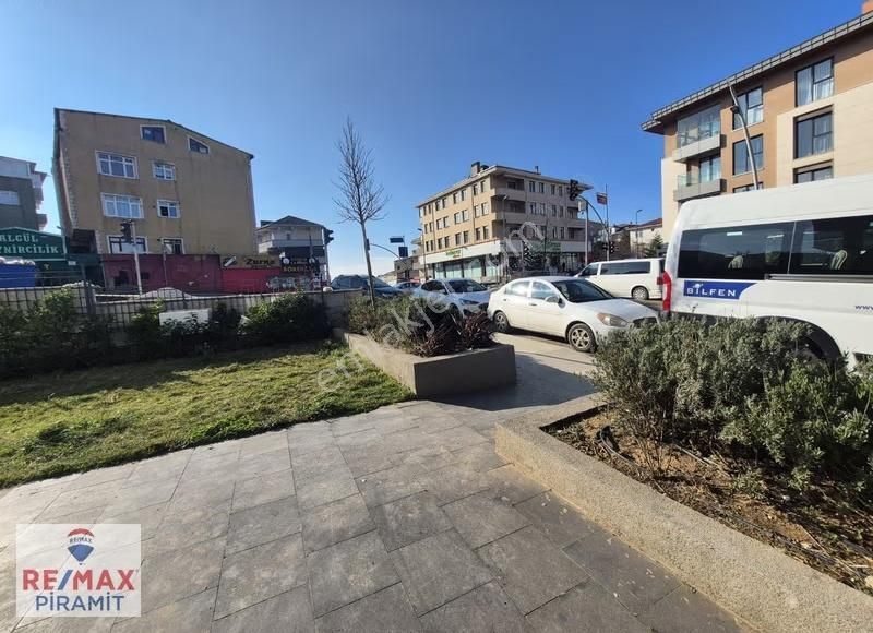 Kirazlıtepe Toki Konutları Ön Cephe Yüksek Tavan Dükkân - Görsel 3