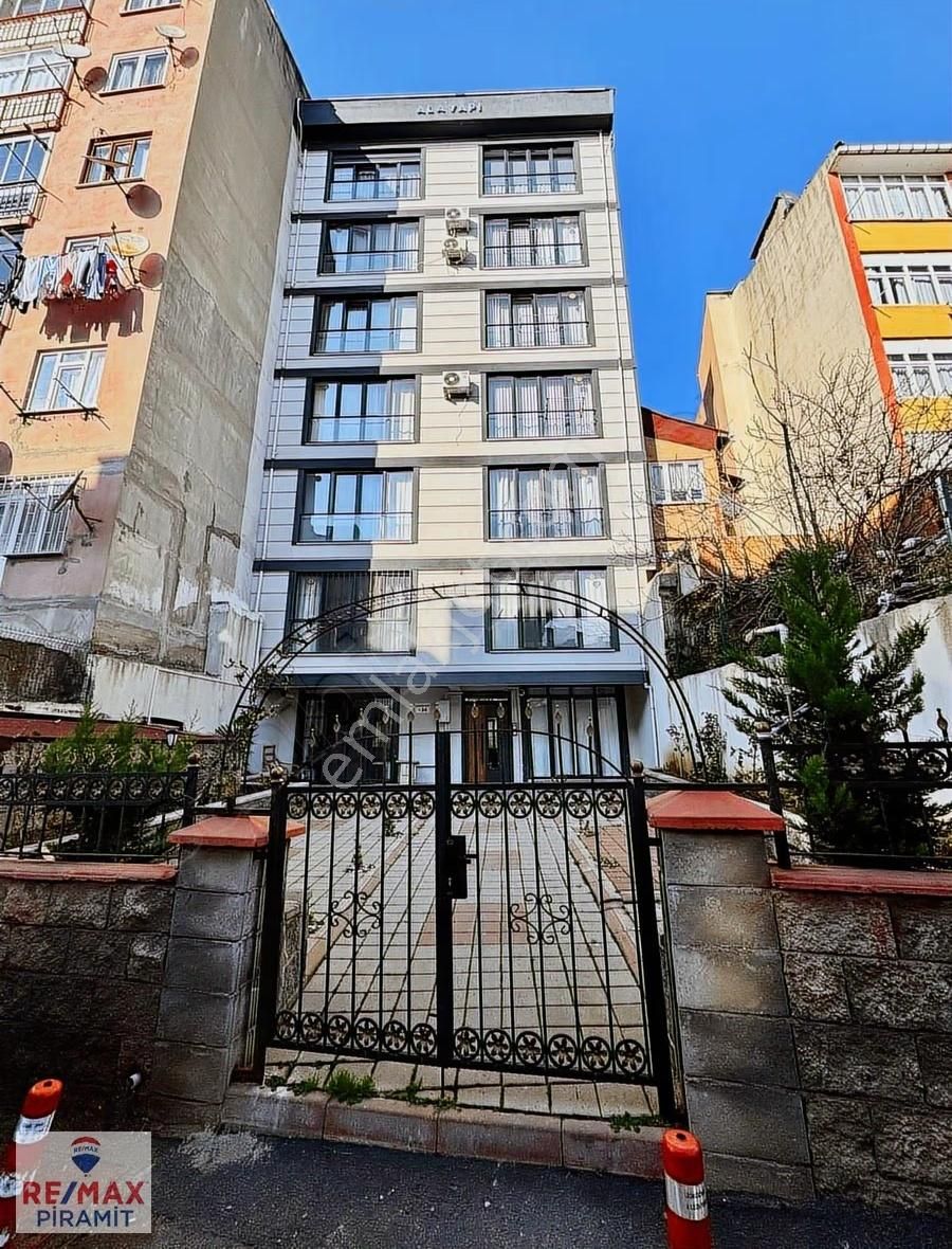 Üsküdar Merkezde | Yeni Binada Satılık 4+1 Dubleks | Aydınlık