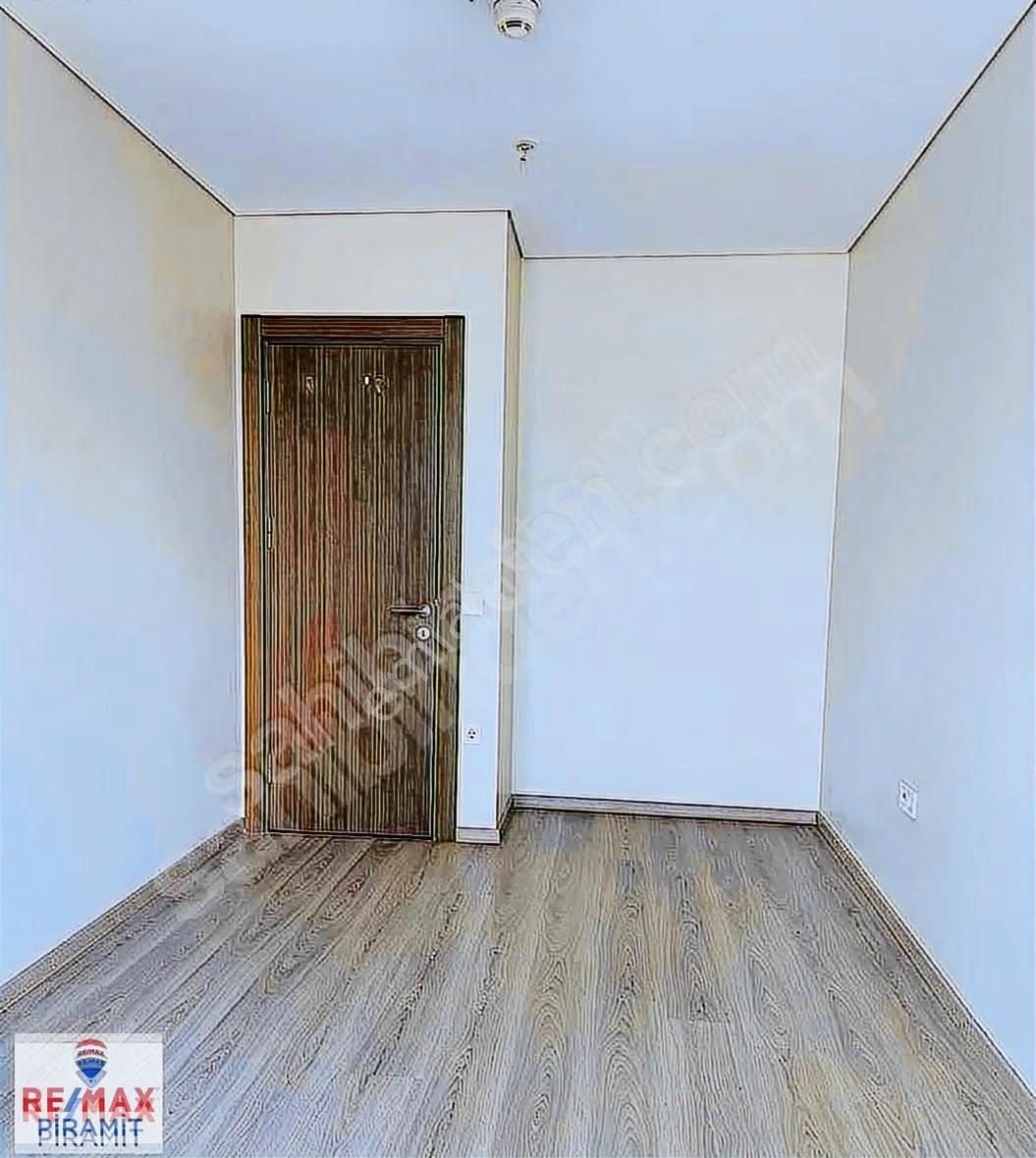Ritim İstanbul'da 1+1 Ara Kat Kiralık Temiz Daire - Görsel 3