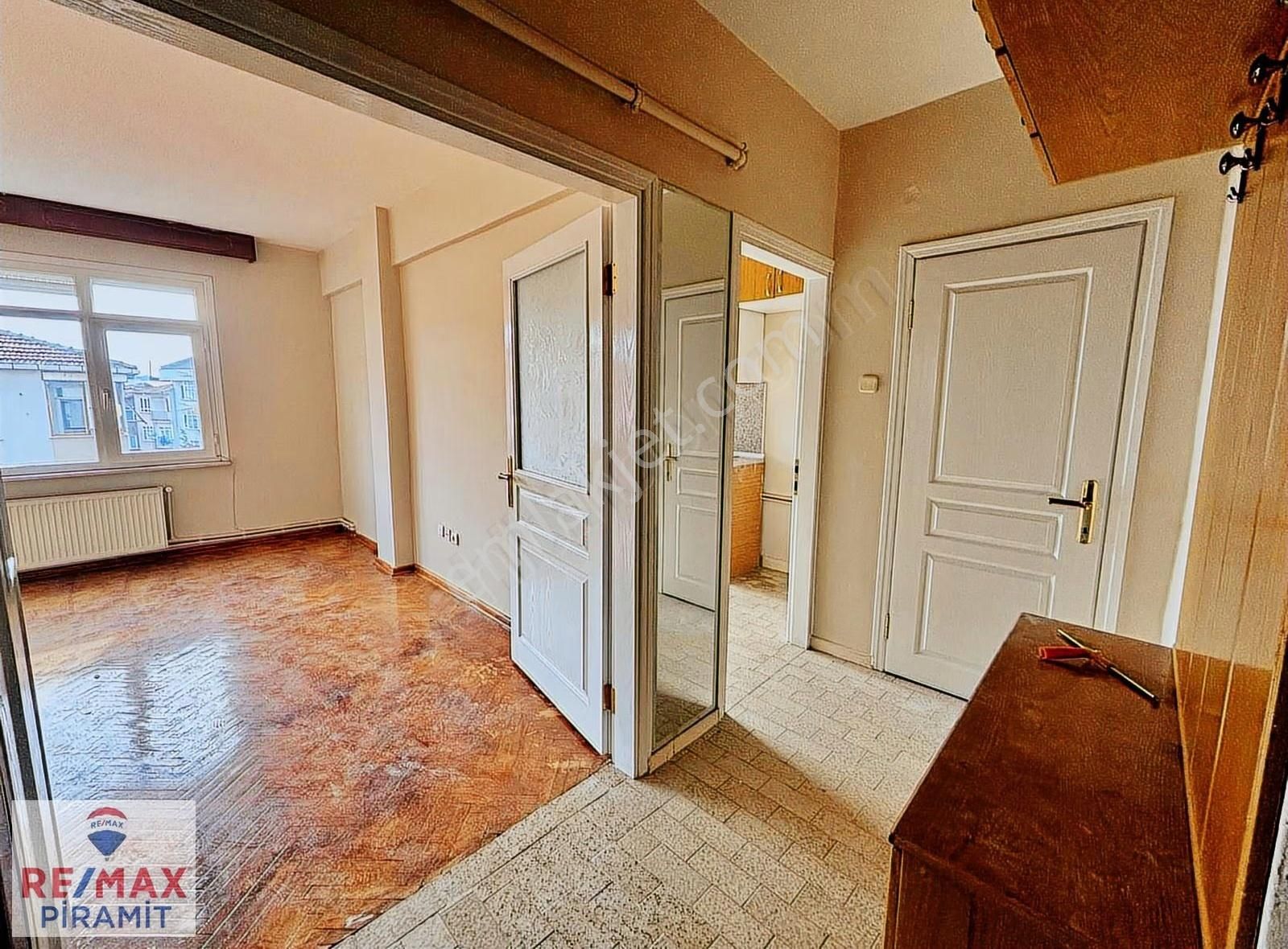 Üsküdar Sultantepe'de Katta Tek, Arakat Kiralık 3+1 Geniş Daire - Görsel 30