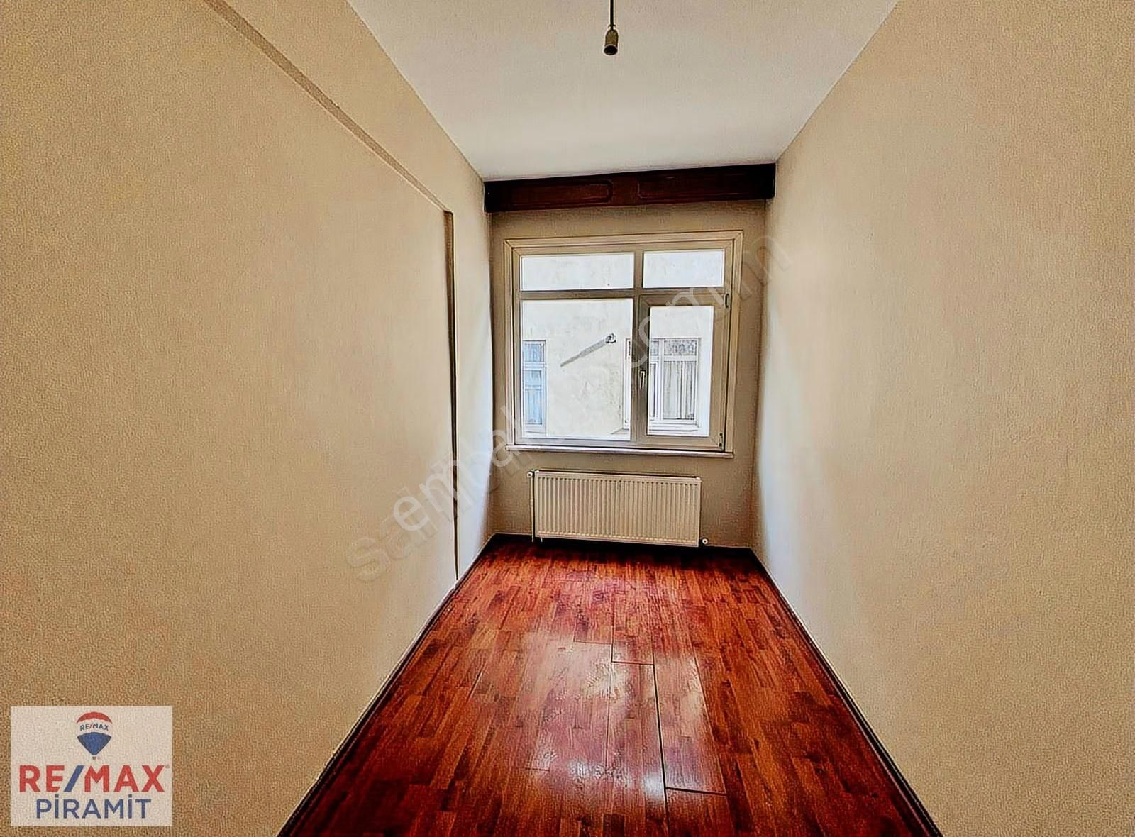 Üsküdar Sultantepe'de Katta Tek, Arakat Kiralık 3+1 Geniş Daire - Görsel 28