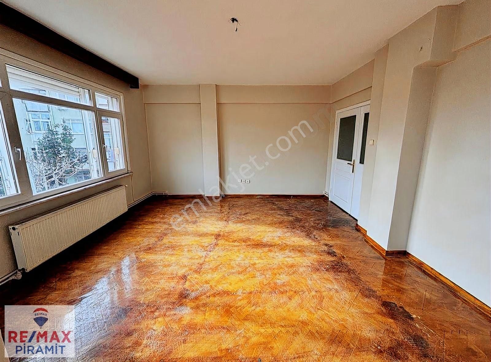 Üsküdar Sultantepe'de Katta Tek, Arakat Kiralık 3+1 Geniş Daire - Görsel 17