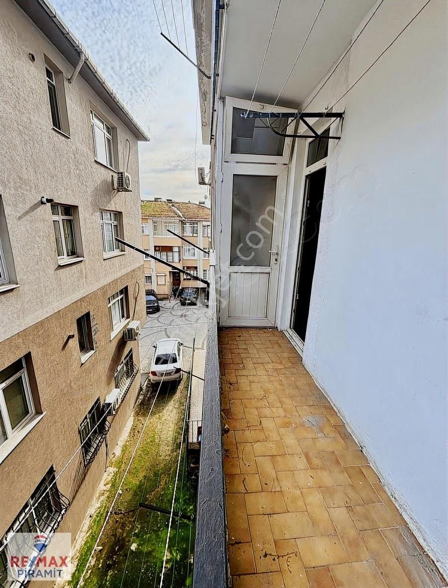 Üsküdar Sultantepe'de Katta Tek, Arakat Kiralık 3+1 Geniş Daire - Görsel 9