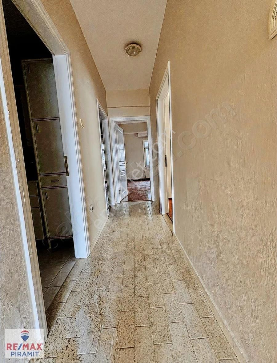 Üsküdar Sultantepe'de Katta Tek, Arakat Kiralık 3+1 Geniş Daire - Görsel 29