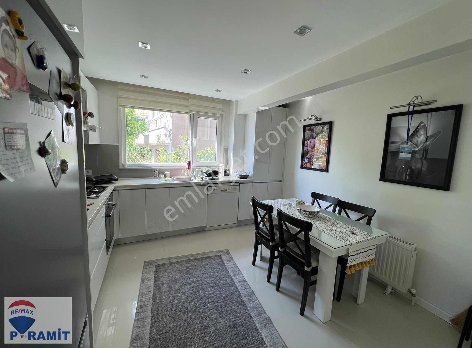 Burhaniye'de Eşyalı Kiralık 1+1 Daire - Görsel 14