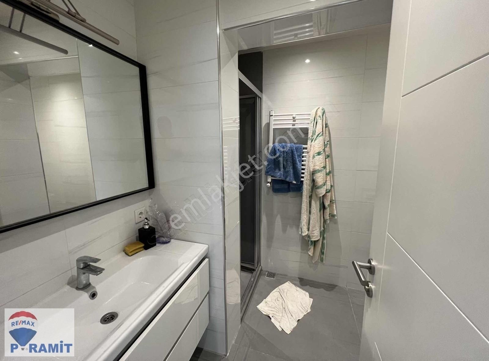 Burhaniye'de Eşyalı Kiralık 1+1 Daire - Görsel 11