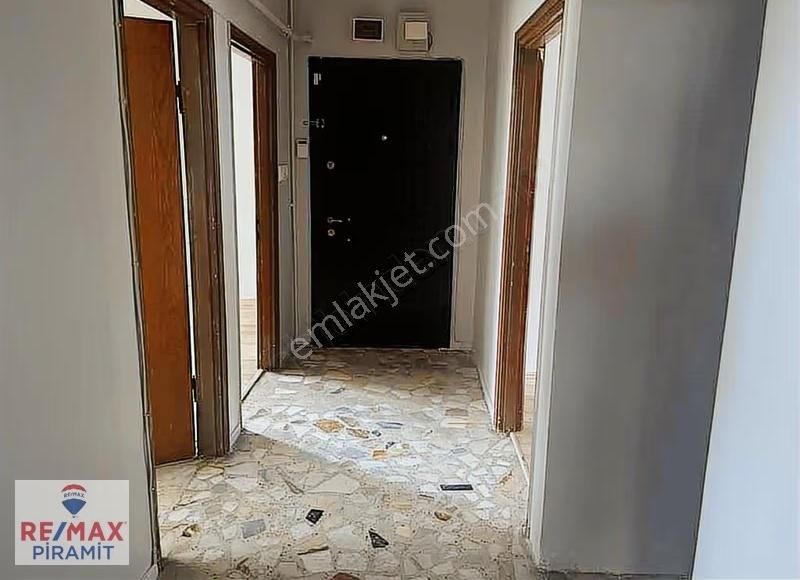 Acıbadem Ana Yol Sokakta 2+1 Bahçe Katı Kiralık Daire - Görsel 4