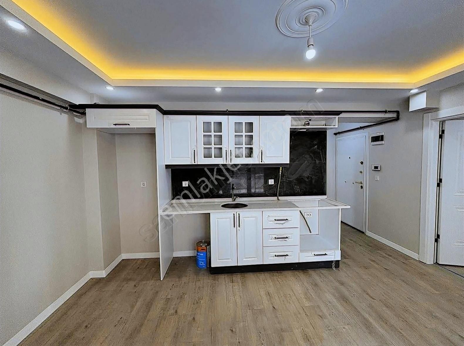 Hatip Mahallesinde Güzel Konumda 40 M2 Teraslı Daire - Görsel 12