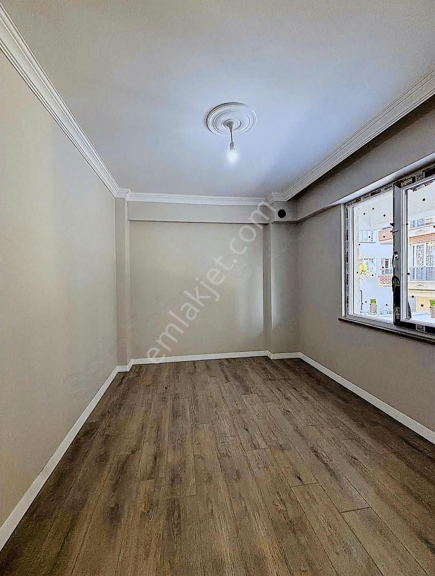 Hatip Mahallesinde Güzel Konumda 40 M2 Teraslı Daire - Görsel 11