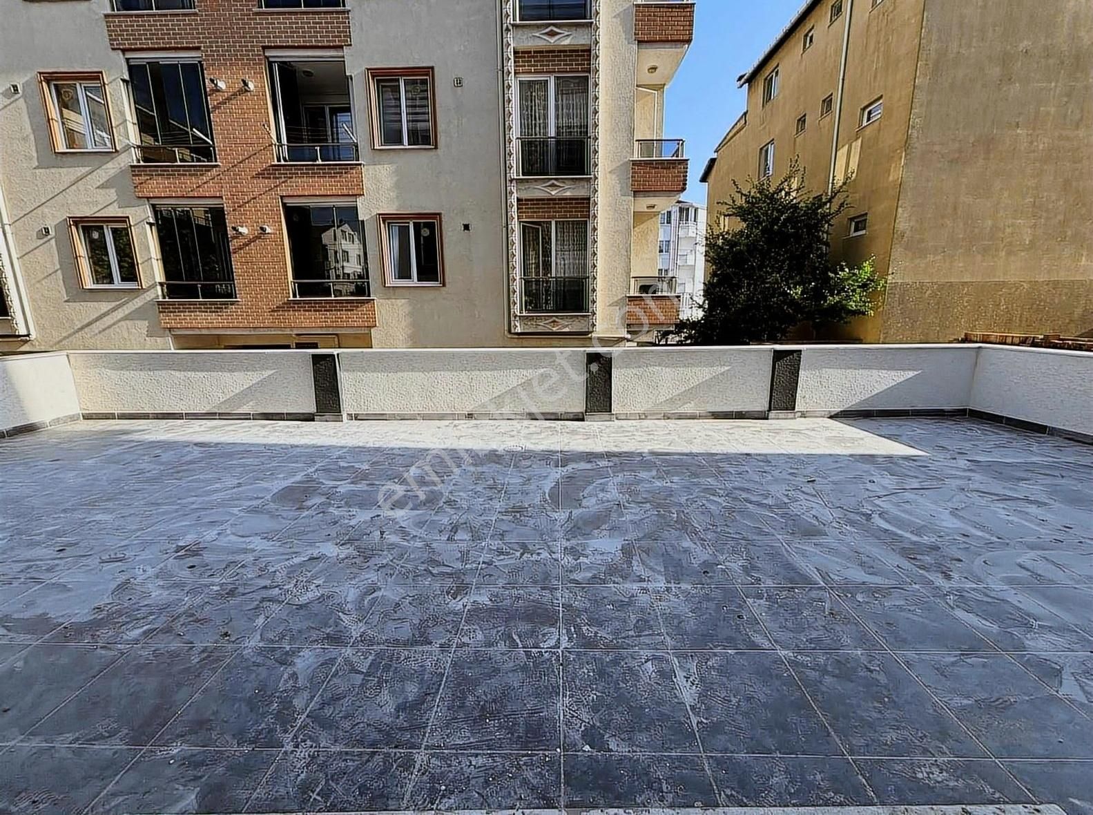 Hatip Mahallesinde Güzel Konumda 40 M2 Teraslı Daire - Görsel 5
