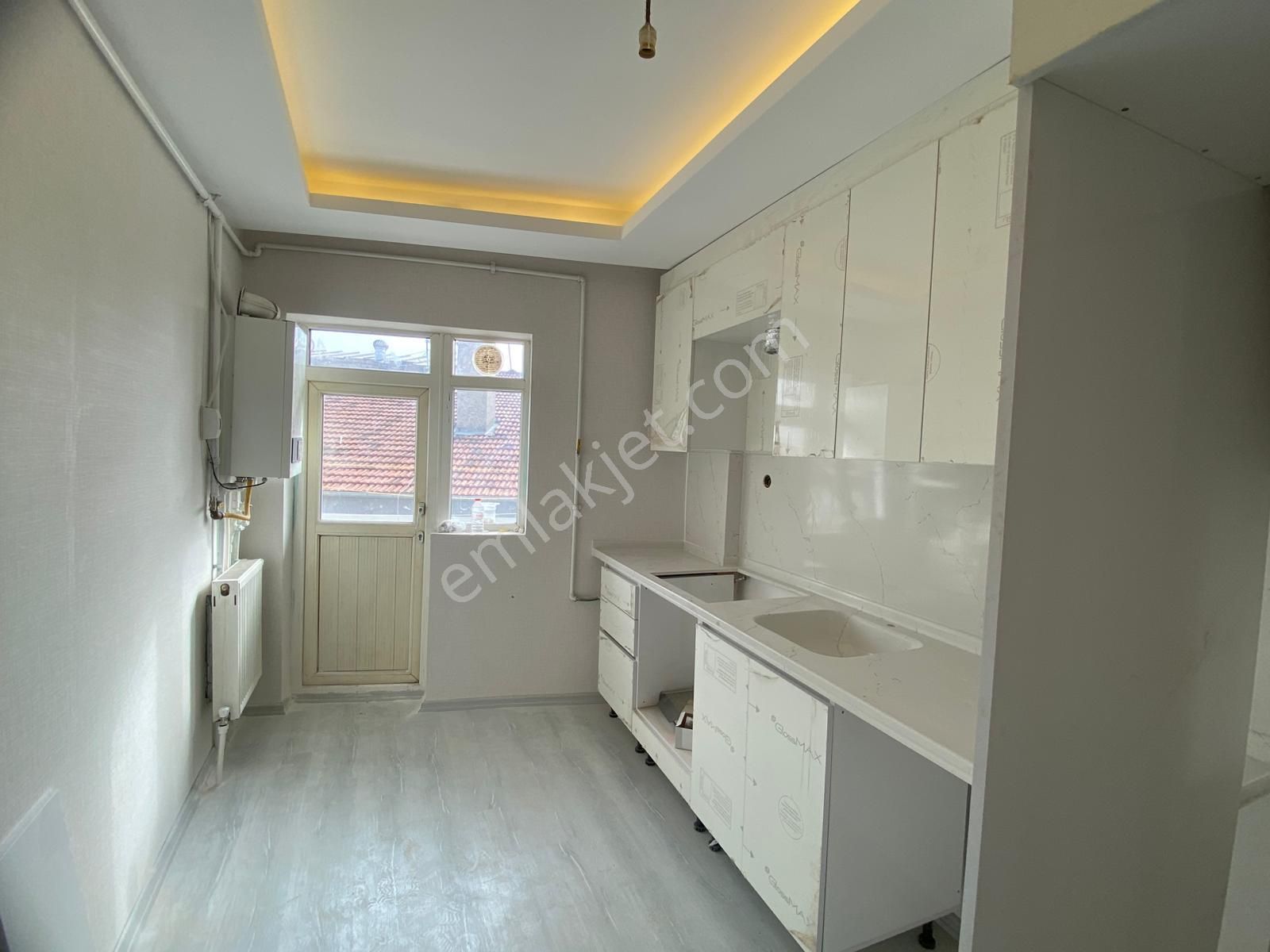 19 Mayıs Mahallesi Yakını Katta Masrafsız 3+1 - Görsel 12