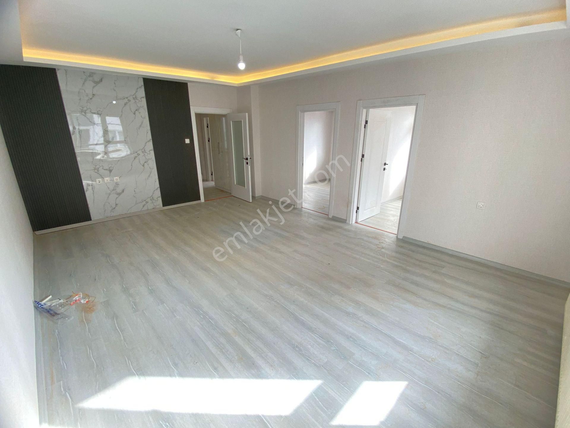 19 Mayıs Mahallesi Yakını Katta Masrafsız 3+1 - Görsel 7