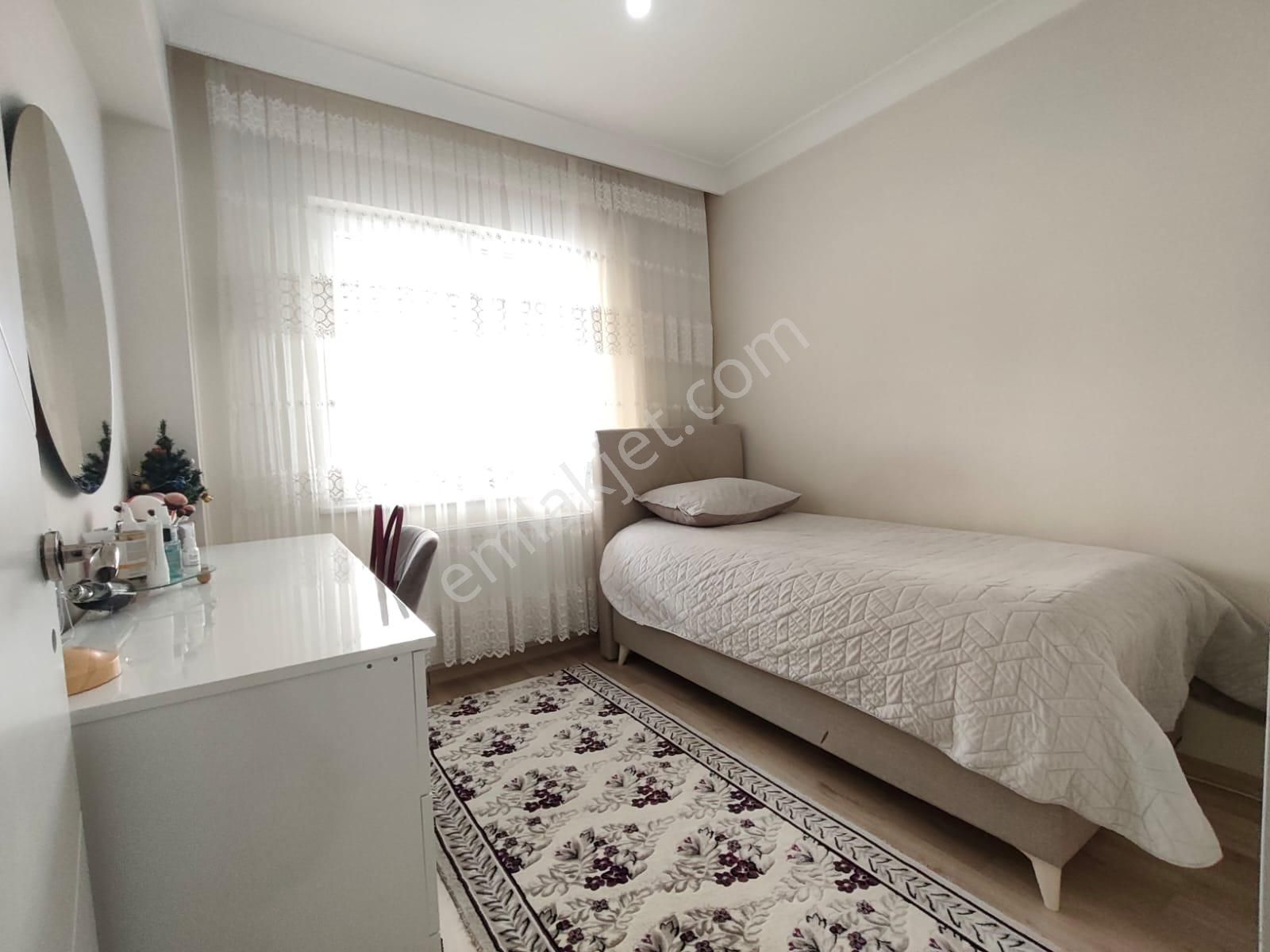 Yılmaz Gayrimenkulden 6 Yıllık Sincan Merkezde Kacırılmayacak 3+1 Fırsat Dairesi - Görsel 15