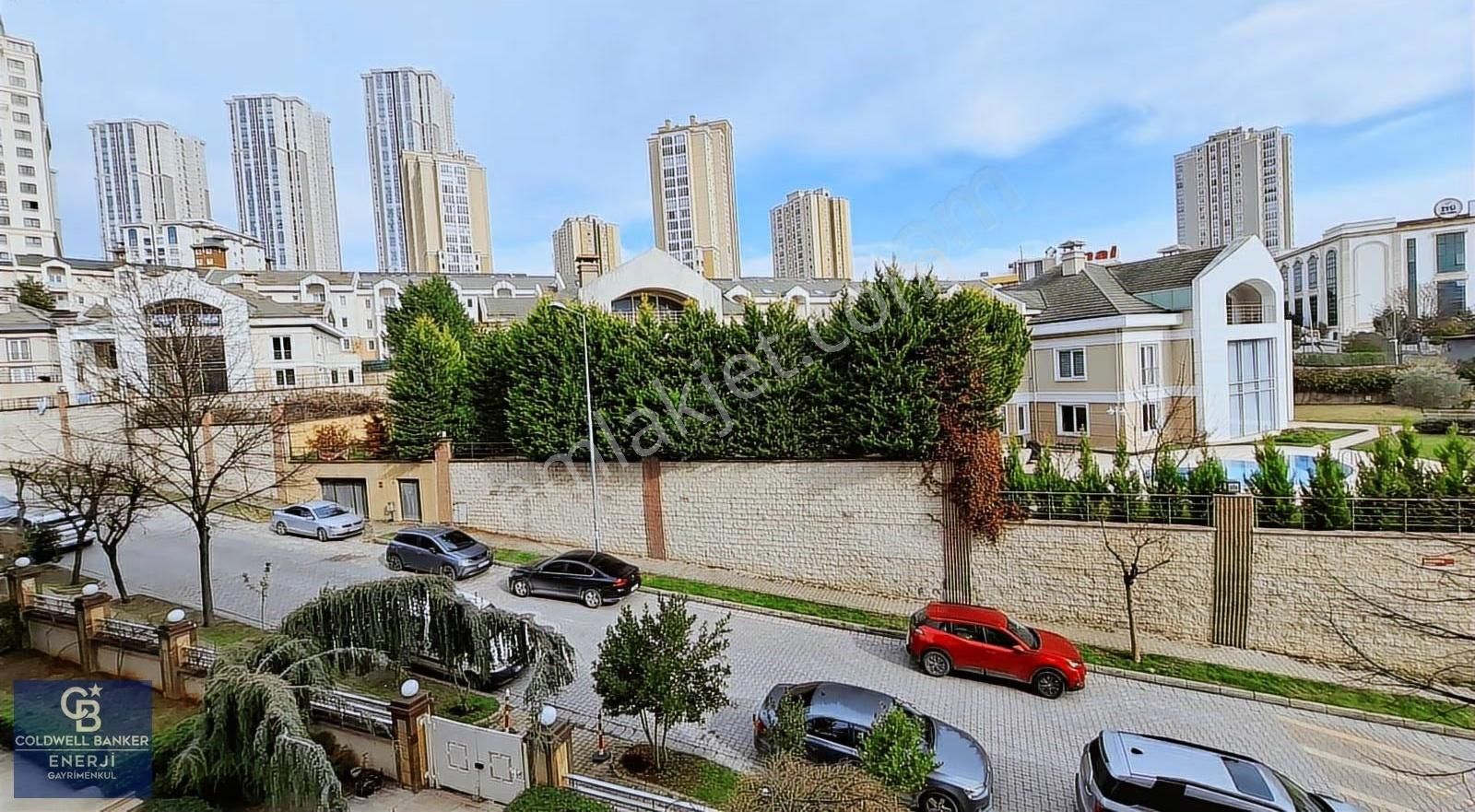 Bahçeşehir Gökkuşağı Evleri Gölet Manzaralı Satılık 4+1 Daire - Görsel 5